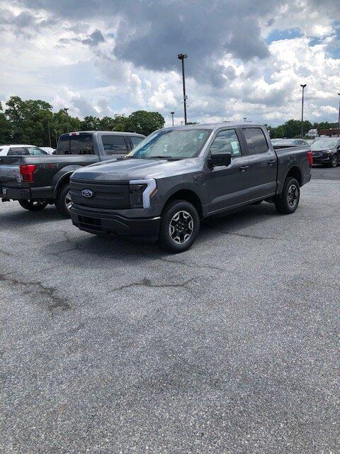 Ford F-150 Lightning ✅ 7/25 Lightning Build Week Group aaa