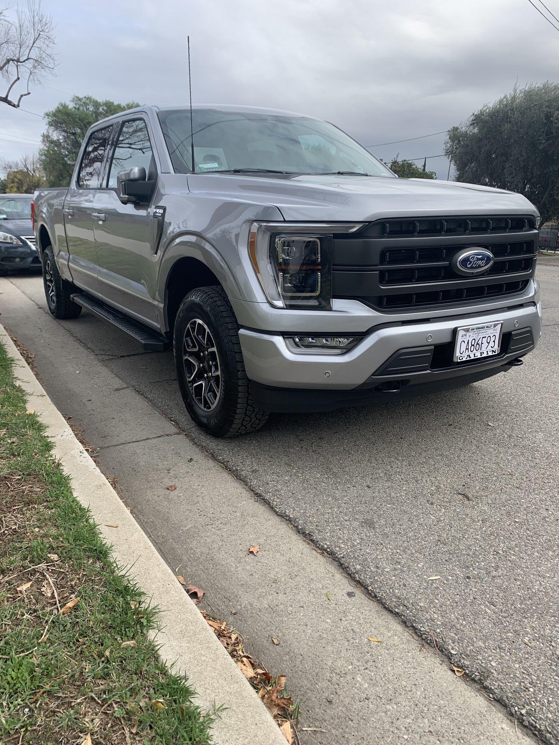 Ford F-150 Lightning FS: 18in sport rims w/Goodyear tires. AE17B606-F934-4D8E-9424-8FF8F8553927