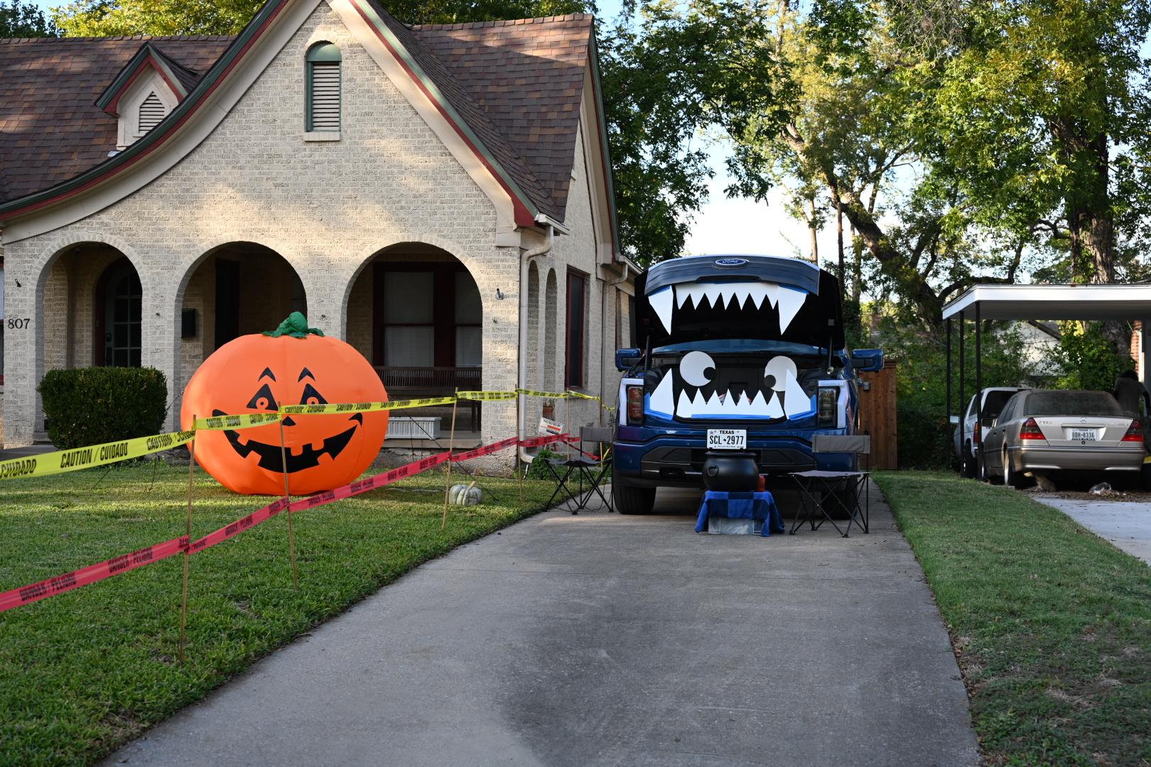 Ford F-150 Lightning Anyone using their frunk as a Halloween prop? AS7_0277