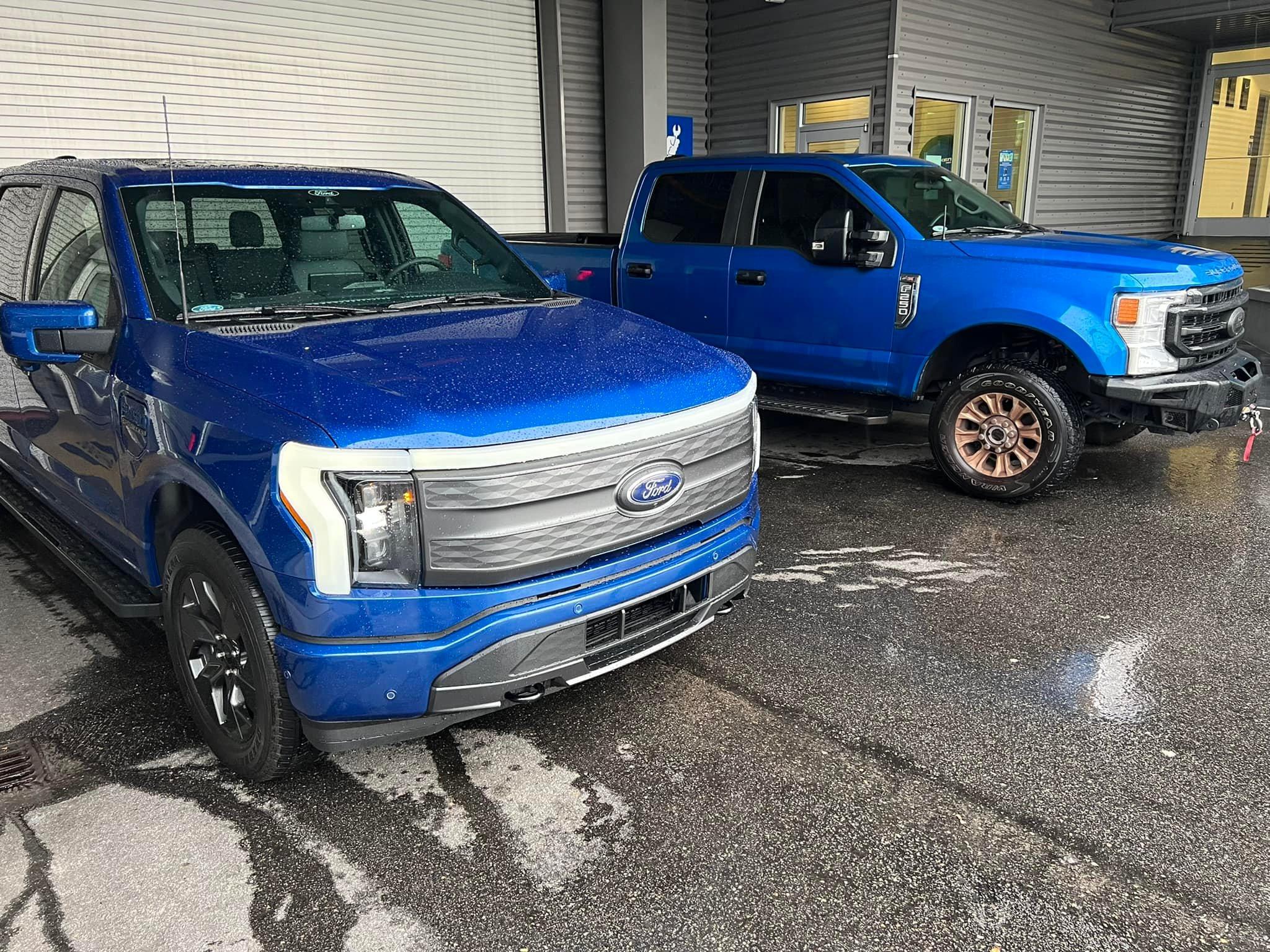 Ford F-150 Lightning Atlas Blue Lightning vs Velocity Blue F-250 For Color Reference Atlas Blue Lightning vs Velocity Blue For Reference1