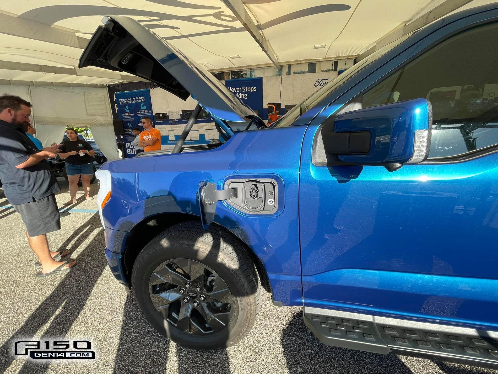 Ford F-150 Lightning ATLAS BLUE F-150 Lightning Photos & Club Atlast Blue F150 Lightning Lariat Pickup Truck 4