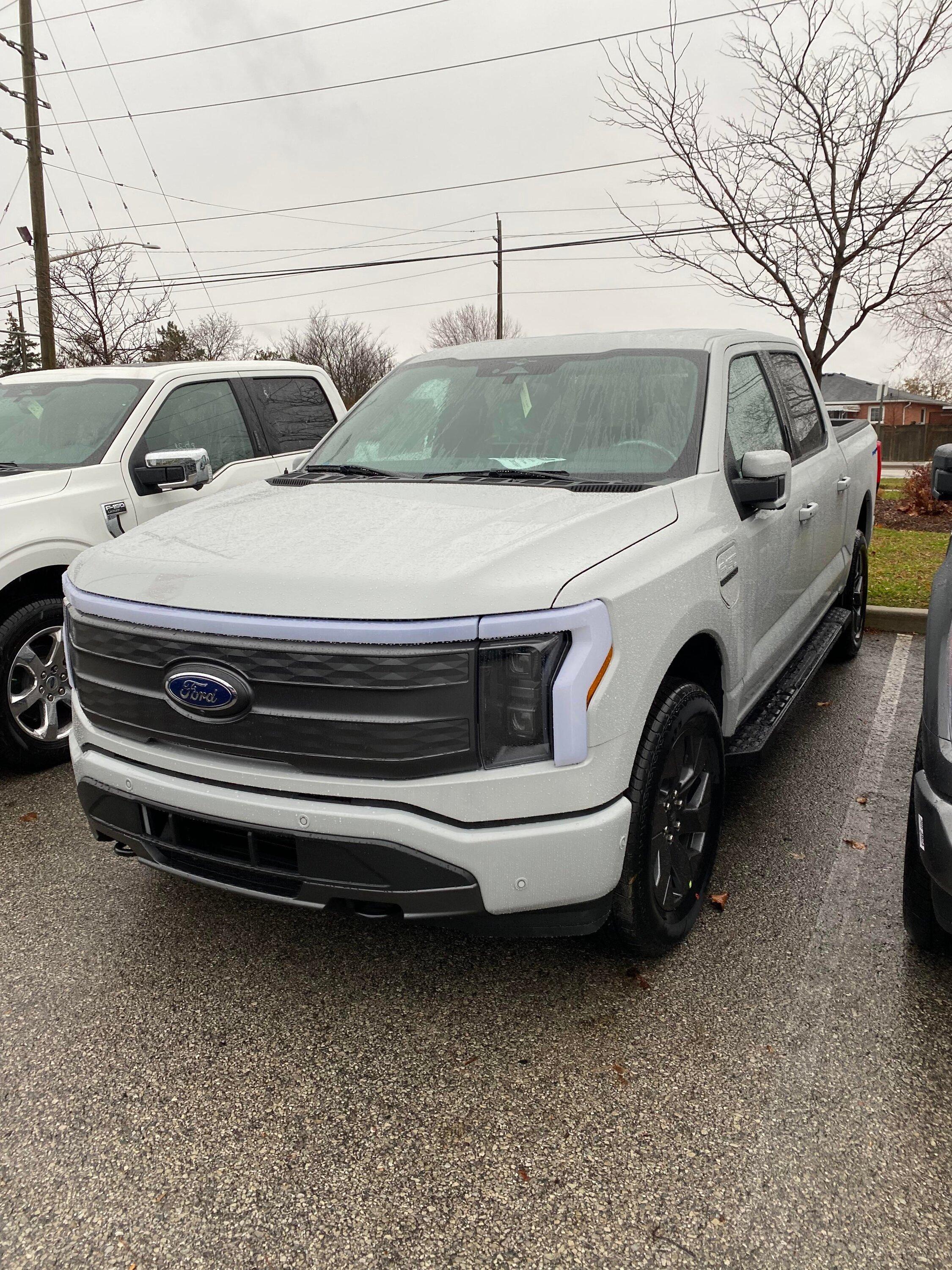 Ford F-150 Lightning AVALANCHE F-150 Lightning Photos & Club Avalanche F-150 Lightning 4