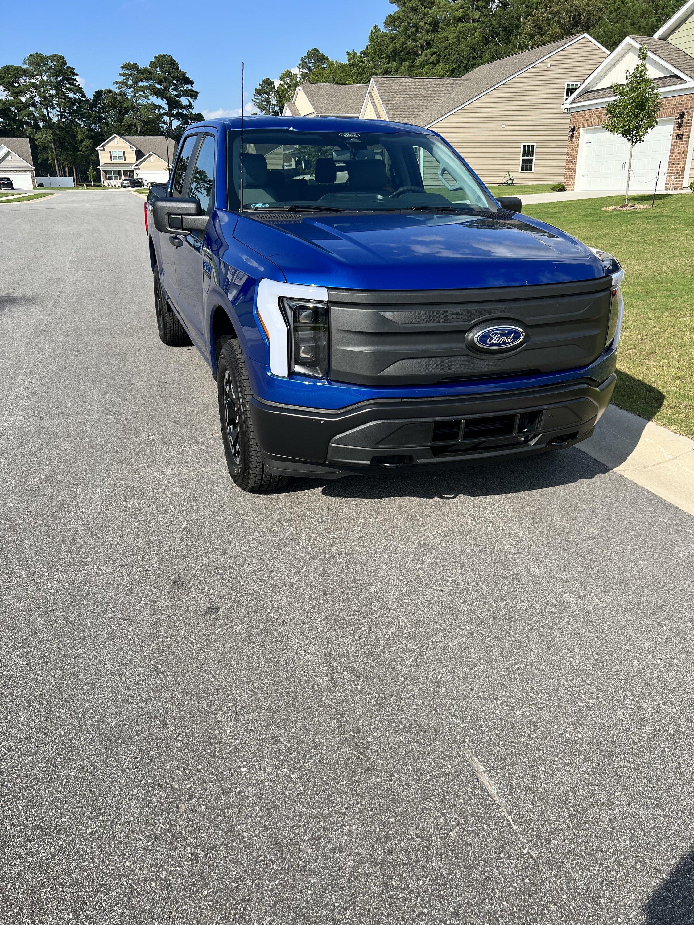 Ford F-150 Lightning ✅  6/13 Lightning Build Week Group BlueLightnin