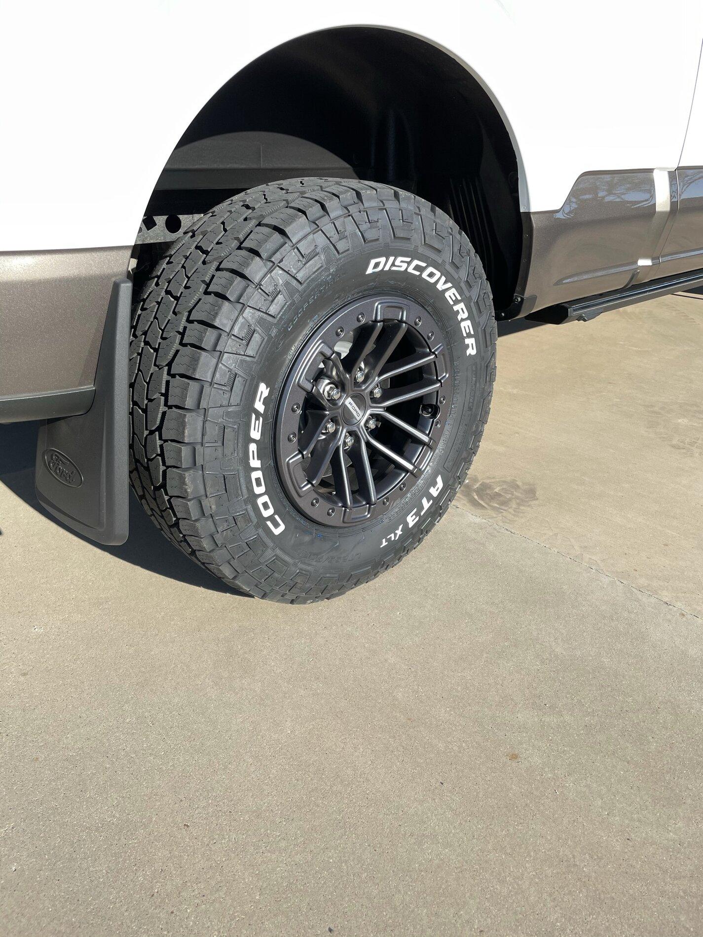 Ford F-150 Lightning More 17s on Raptor wheels C2B1F745-BE65-4A99-A007-9F14D715AC0A