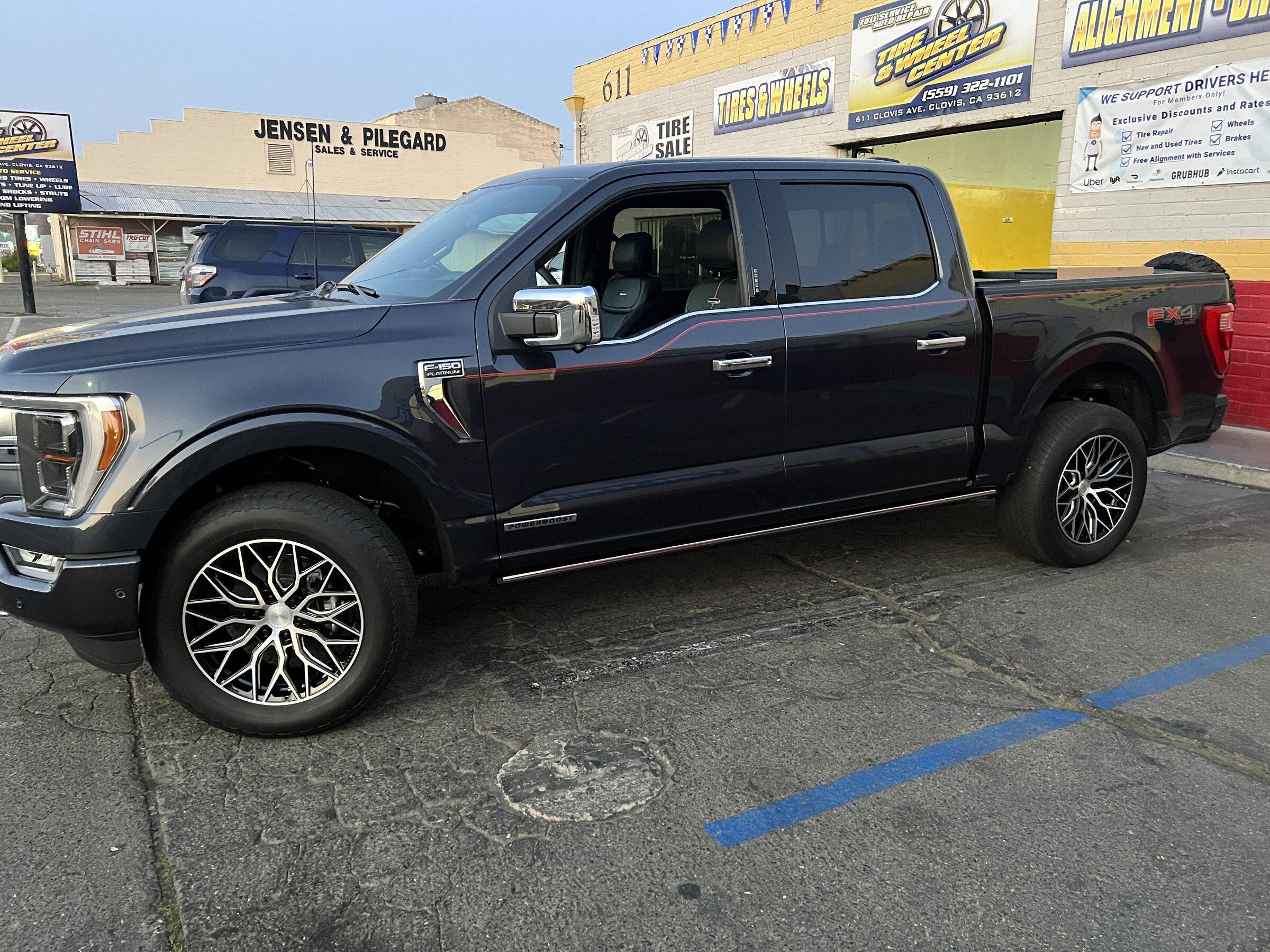 Ford F-150 Lightning Offset Opinions 0, 12, 18 C63FF602-83D4-4D9F-9EDC-2071659BBAA5