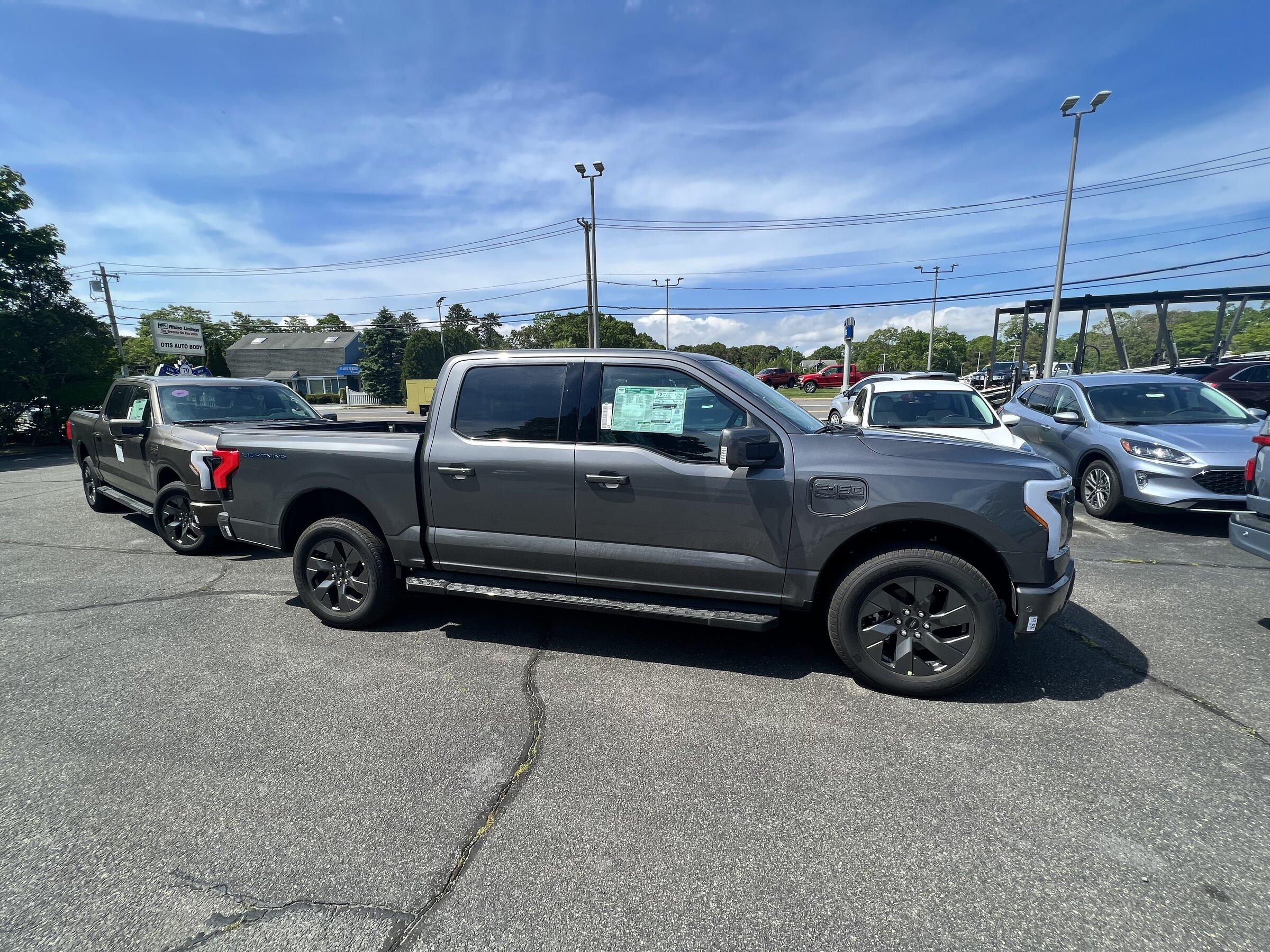 Ford F-150 Lightning ✅ 5/16 Lightning Build Week Group CAF210A4-CA46-4EE5-A20E-FA5C1F0CF566