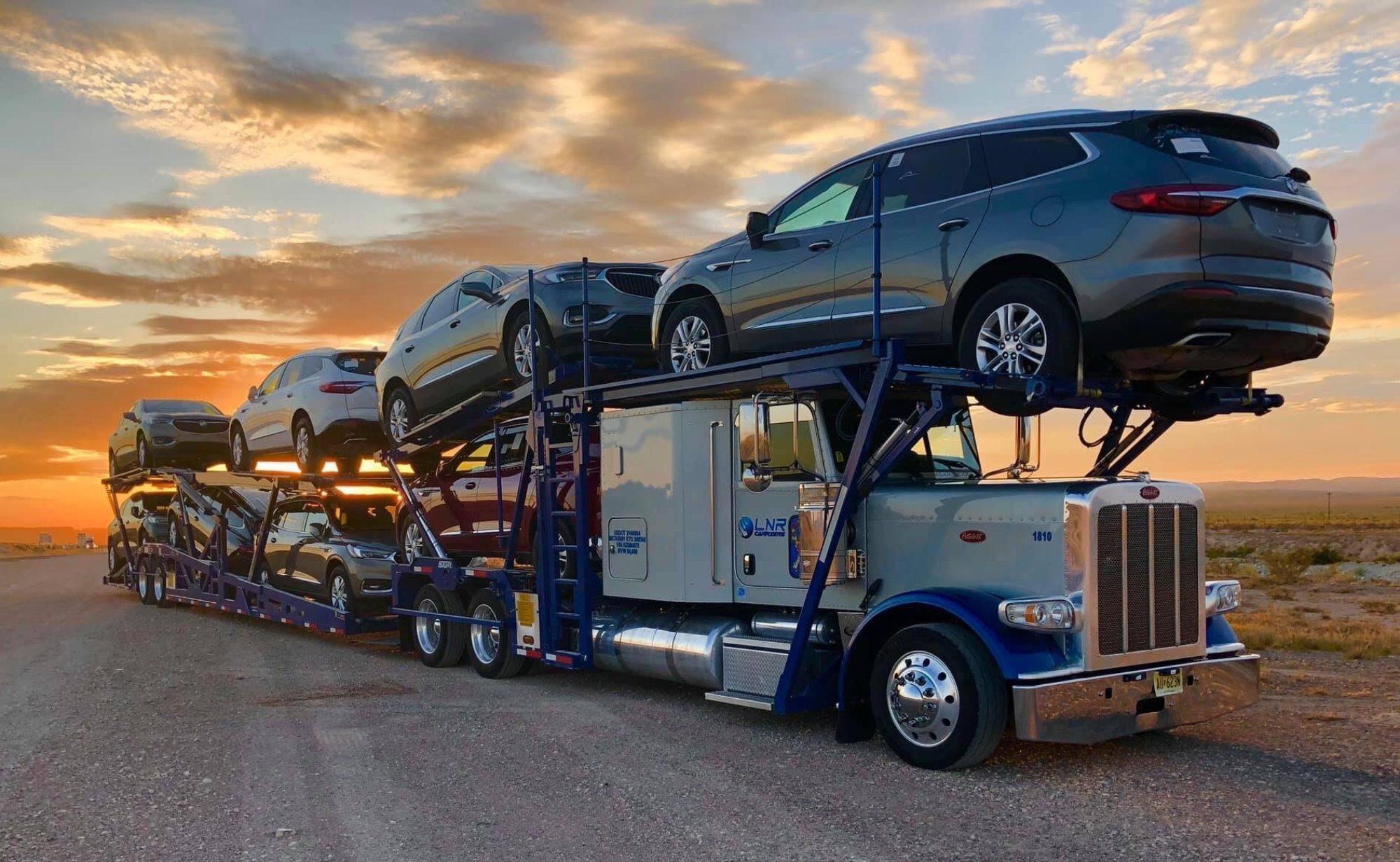 Ford F-150 Lightning ✅ 7/11/22 Lightning Build Week Group cropped-6