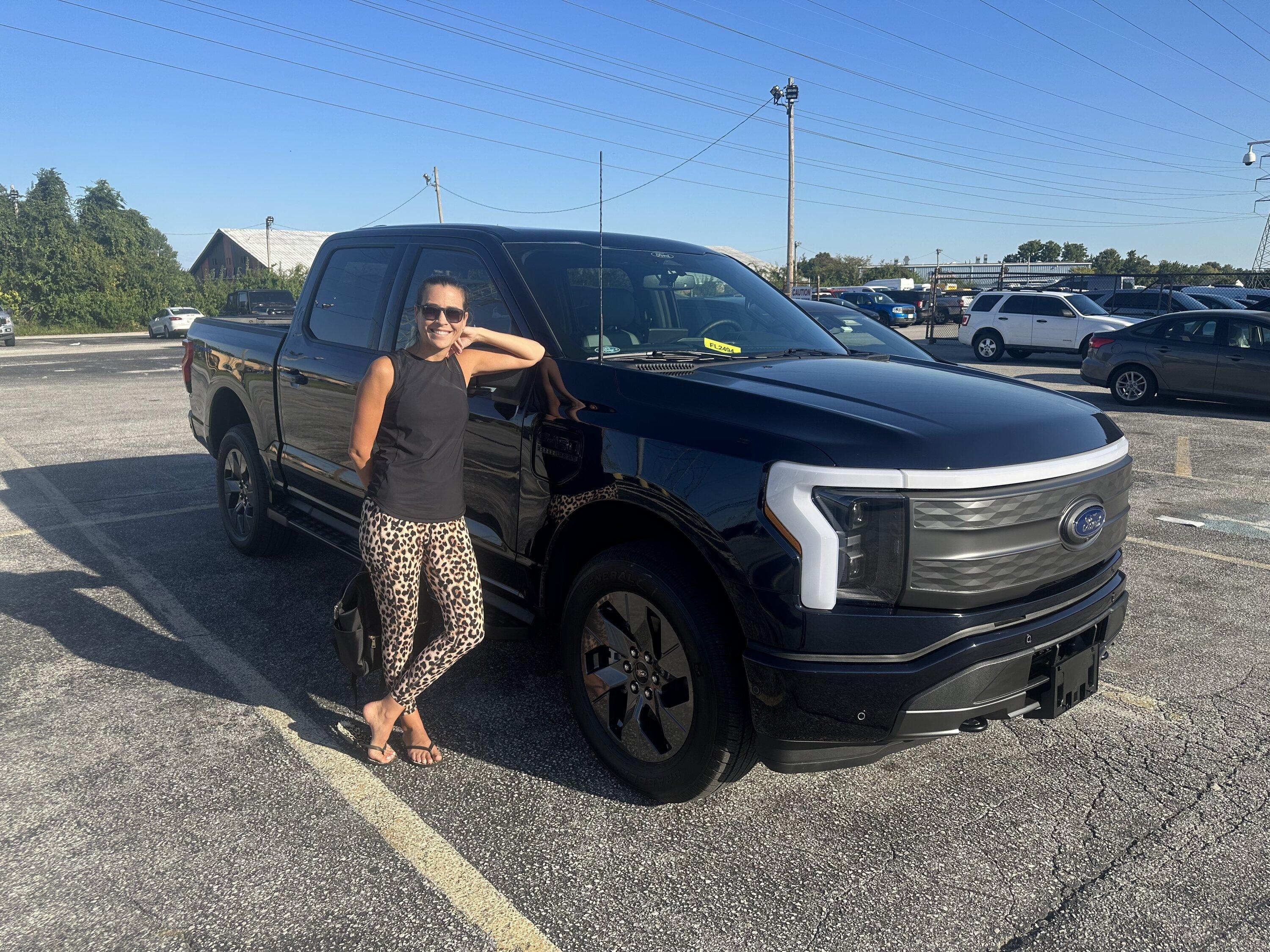 Ford F-150 Lightning ✅ 9/05 Lightning Build Week Group D864AB7B-9423-480D-B642-2232951D0051