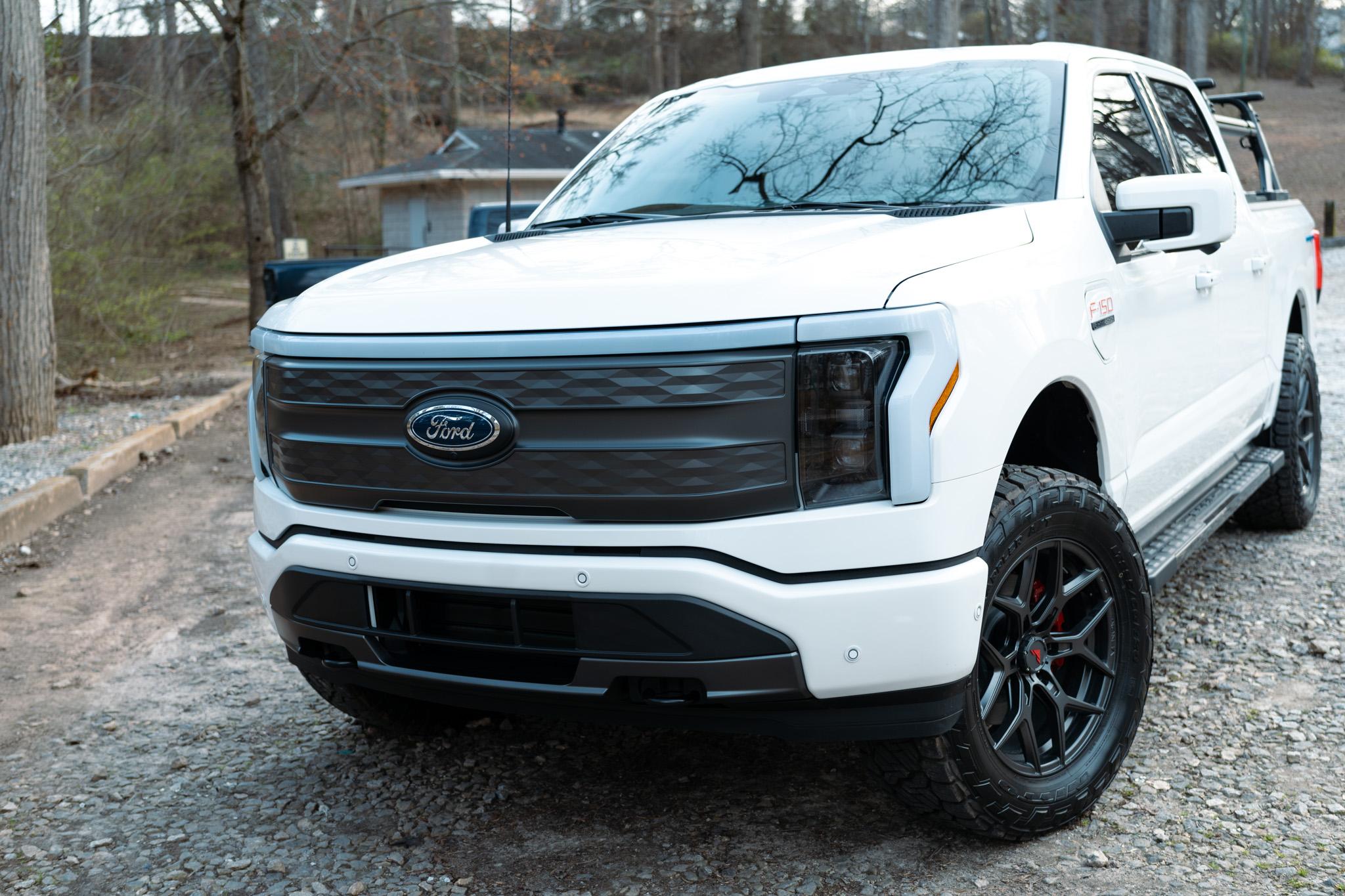 Ford F-150 Lightning 2023 Star White Lightning Lariat Build -- Leveled, Nittos, Vorrsteiner VR601s, Tint DSC00719