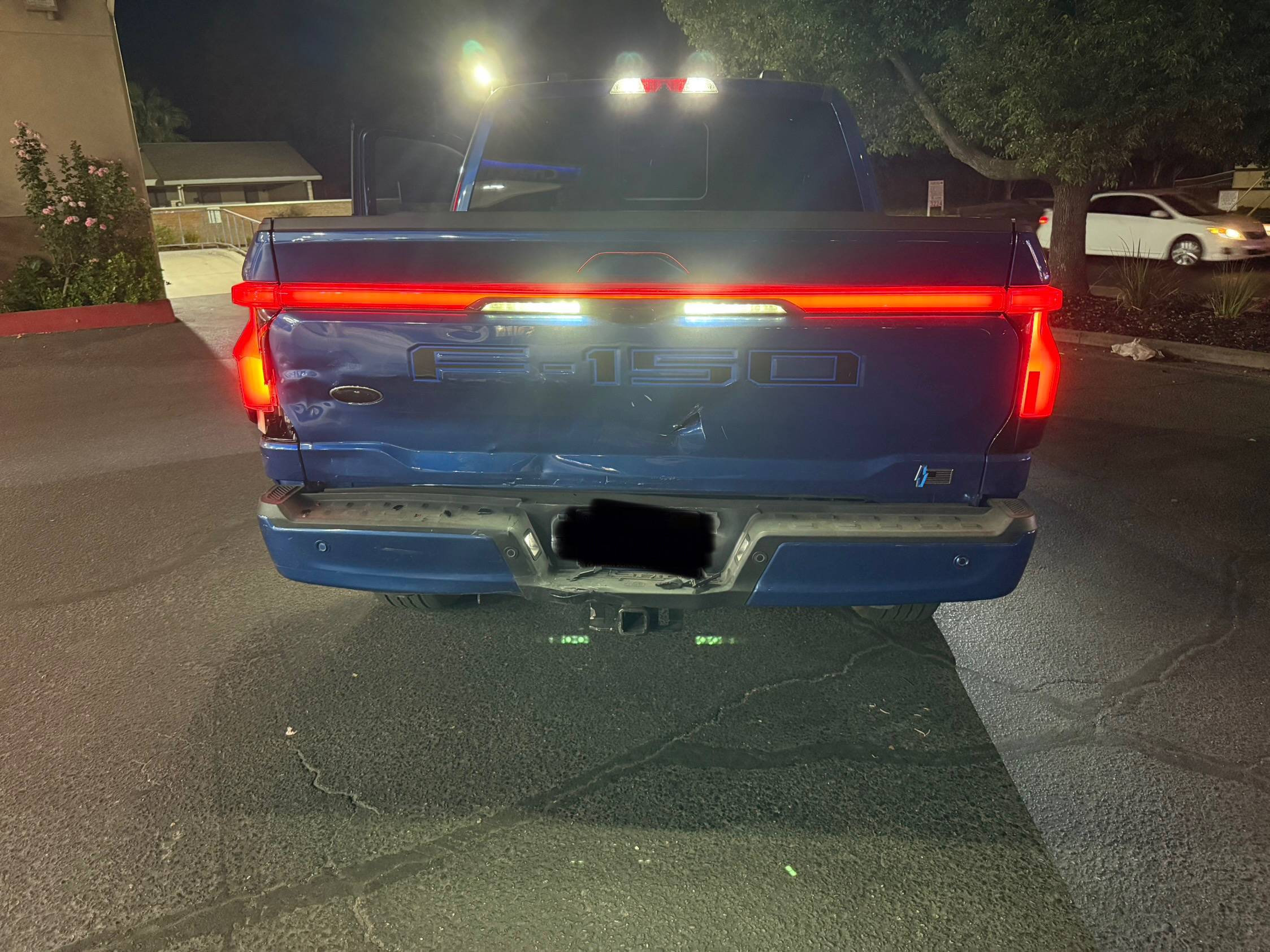 Ford F-150 Lightning Rear-ended, $13K in repairs! dWrYmGW