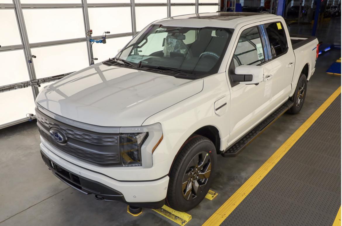 Ford F-150 Lightning Email & Photo: Your F-150 Lightning just rolled off the assembly line [post yours] E8609EE4-528A-4C5E-A08F-EDC96248161F