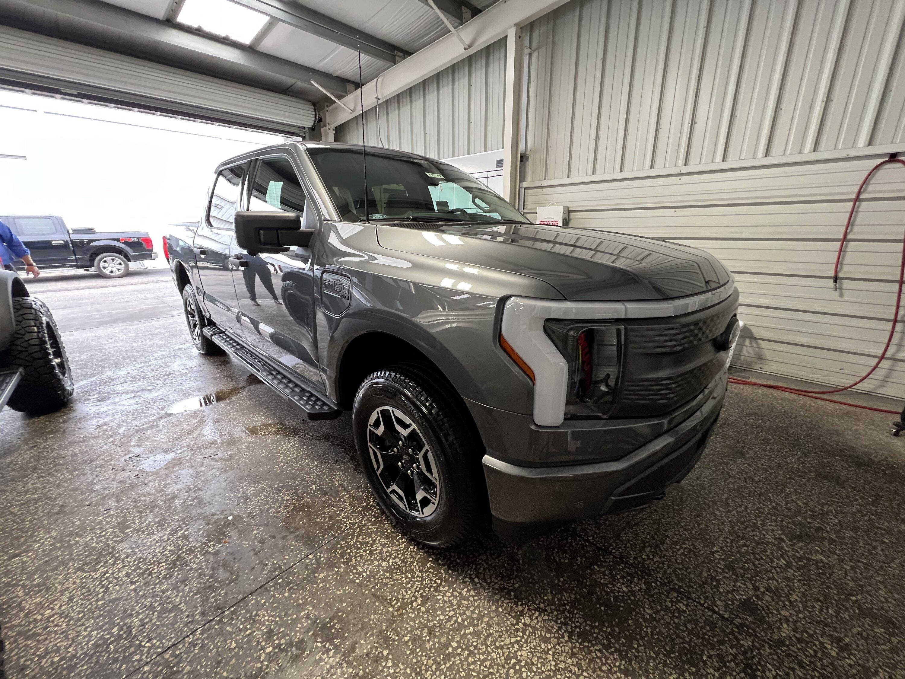 Ford F-150 Lightning List of dealers with Lightning DEMO MANNEQUINS AVAILABLE FOR TEST DRIVES EA3B3AA7-374A-4C50-B605-4010B47471F2