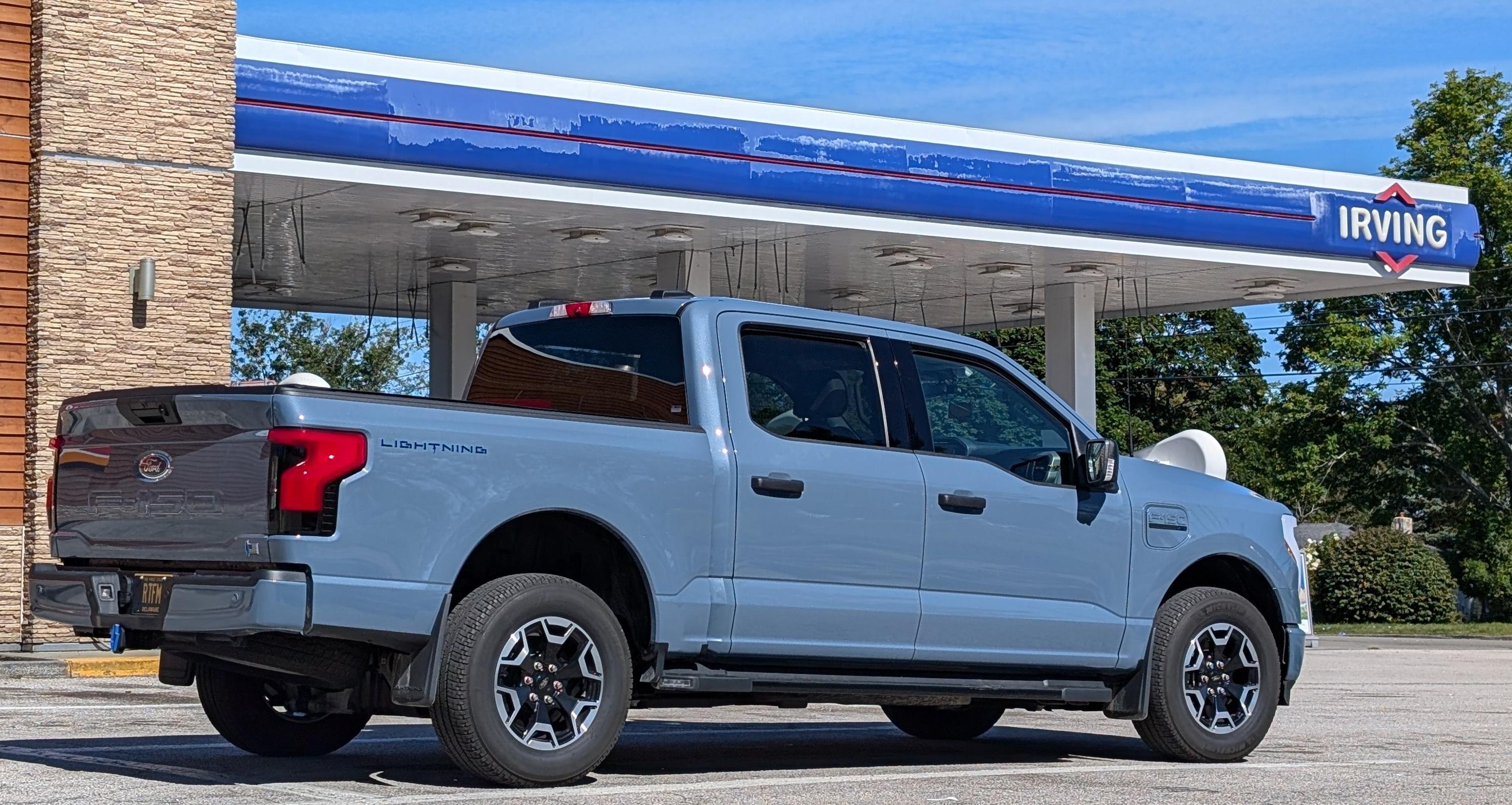 Ford F-150 Lightning 🙋‍♂️ What Did You Do To Your Lightning Today? EAhgjfX