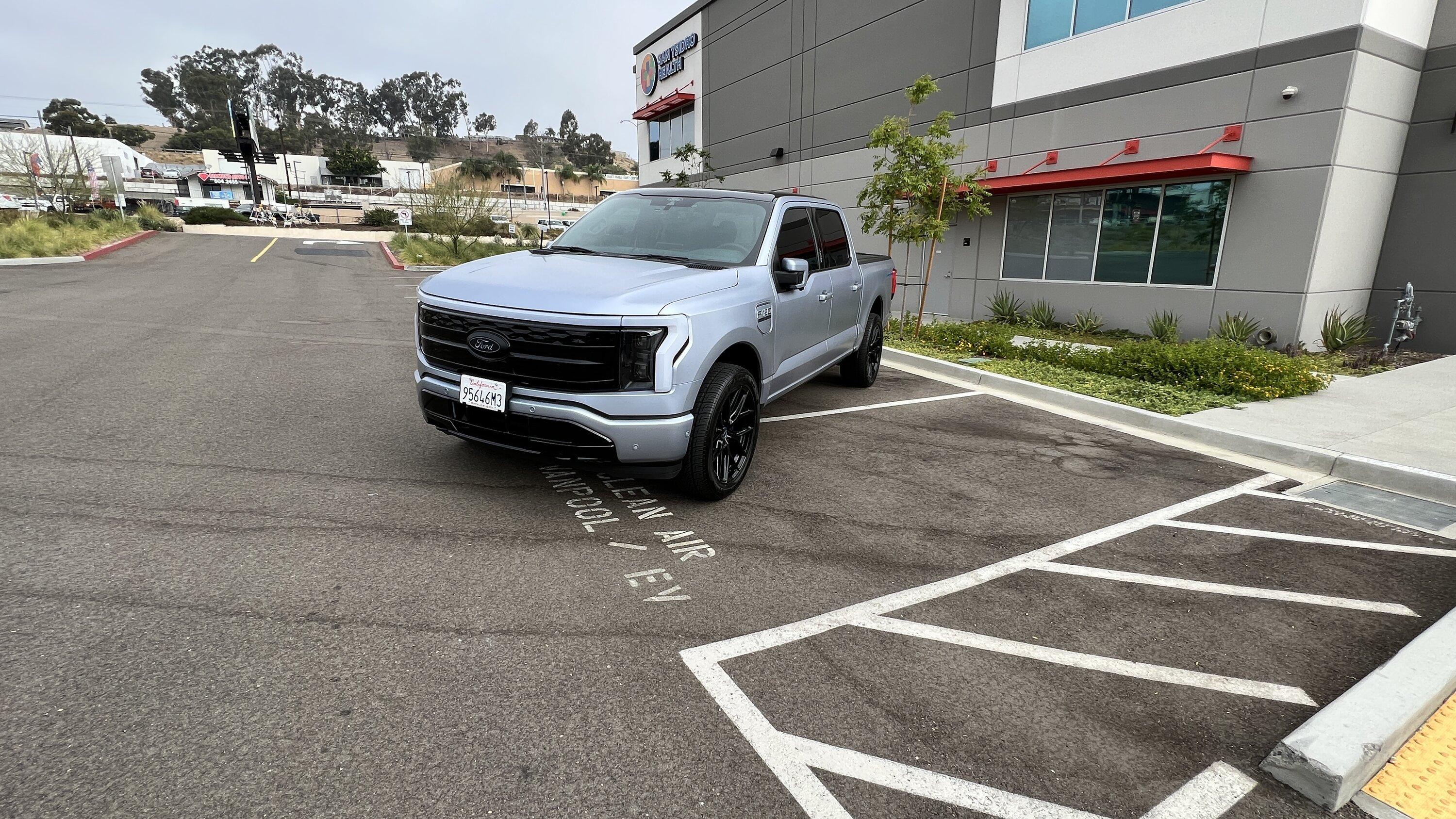 Ford F-150 Lightning Iced Blue Silver Lightning Build. Mods: PPF matte finish, Line-X, gloss black painted grille, black wrapped roof, wheels EC1F3C49-648E-4369-9C01-E2C4F0DAB7E5