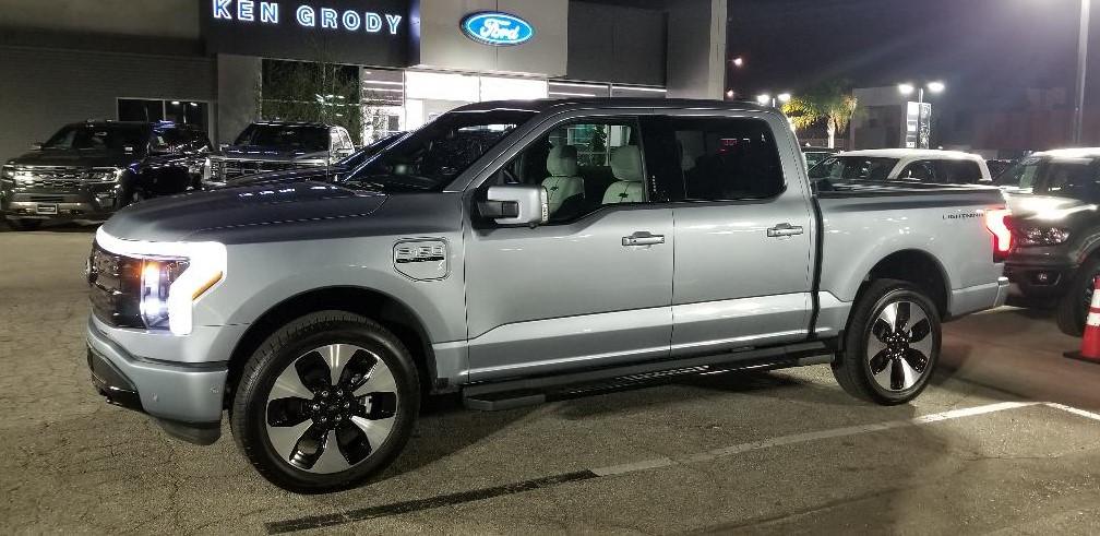 Ford F-150 Lightning ✅ 8/15/22 Lightning Build Week Group F-150 Lightning 1