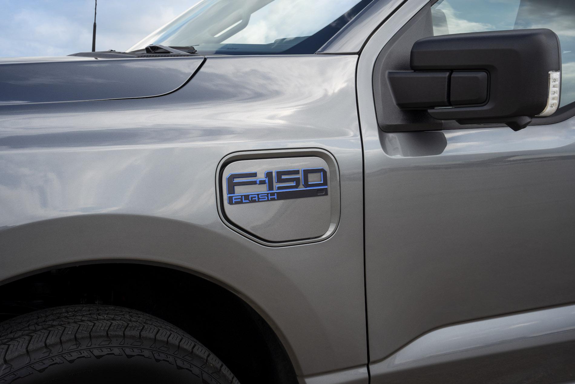 Ford F-150 Lightning F-150 Lightning FLASH Model Debuts with Heat Pump and Bigger Screen F-150 Lightning Flash 3