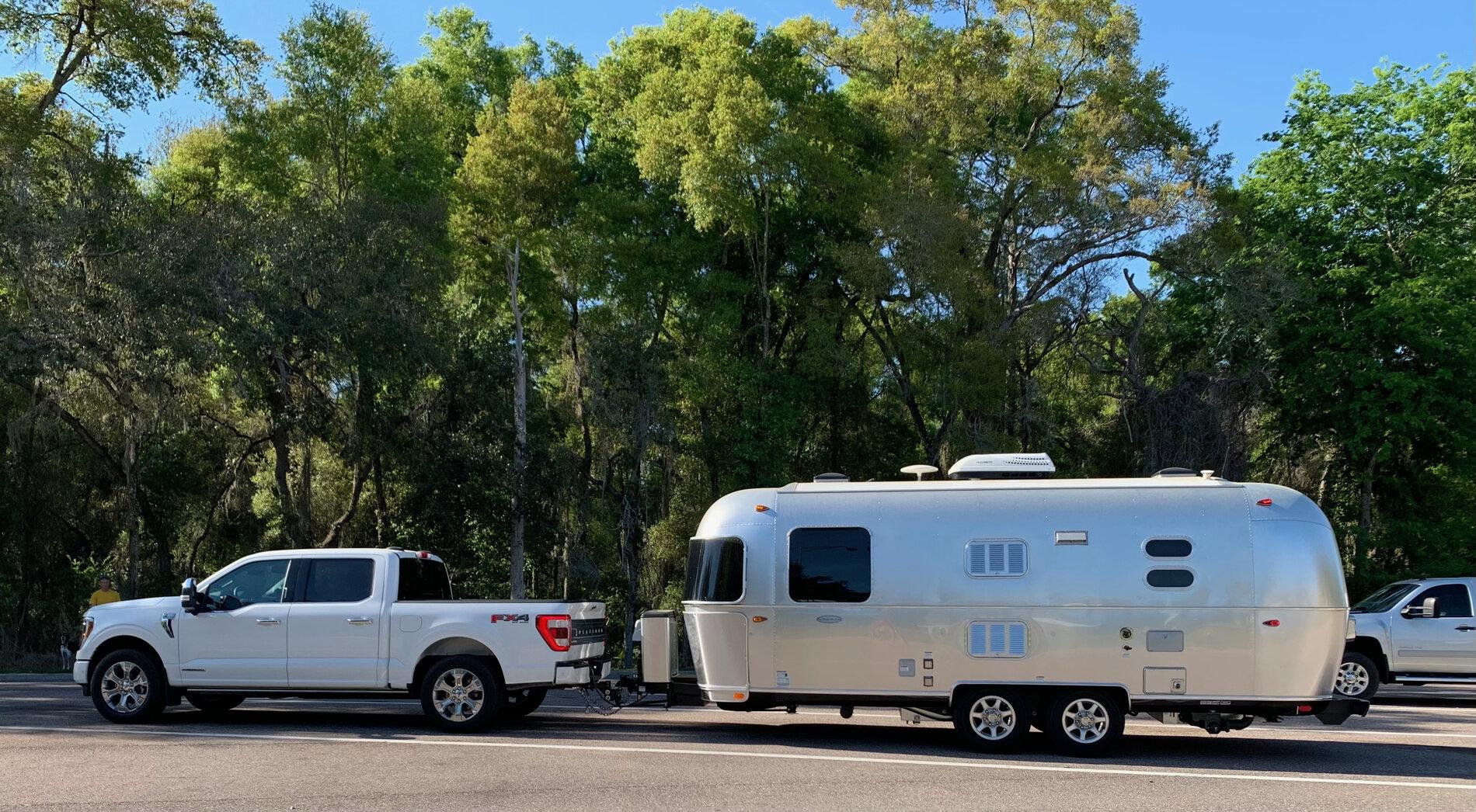 Ford F-150 Lightning Towing an Airstream with Gen14, and ProPower 7.2 F05D88A4-8660-4D5F-9D54-A37D032B0DFD