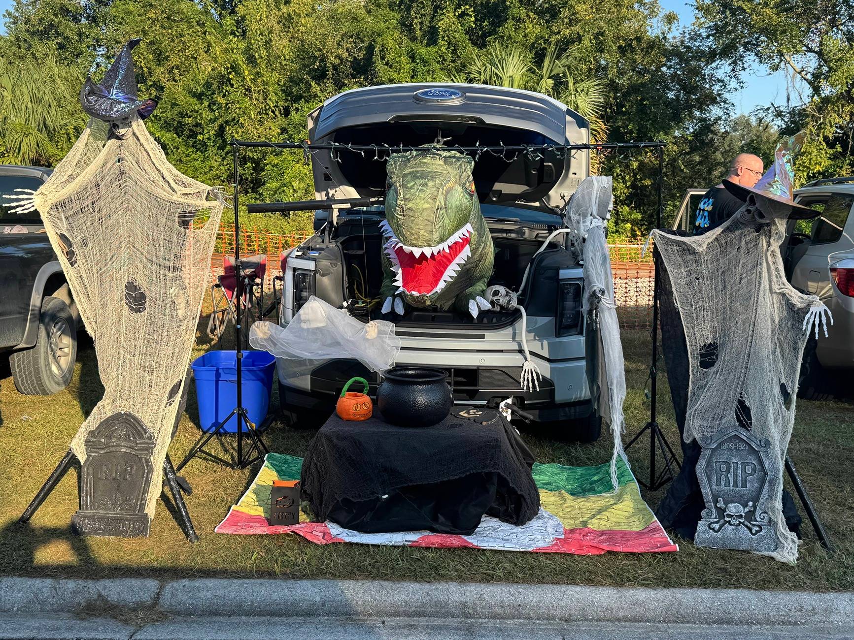 Ford F-150 Lightning Trick or Treat!! Post Your Halloween Lightning Costumes / Decorations! Frunk Or Treat 2024