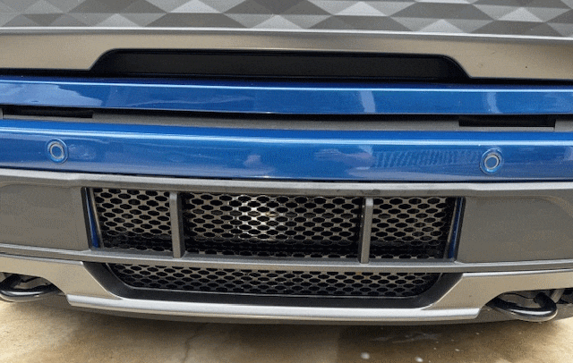 Ford F-150 Lightning Leaves in the radiator? Why is it designed like this? Grill7