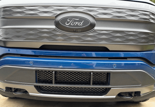 Ford F-150 Lightning Leaves in the radiator? Why is it designed like this? Grill8