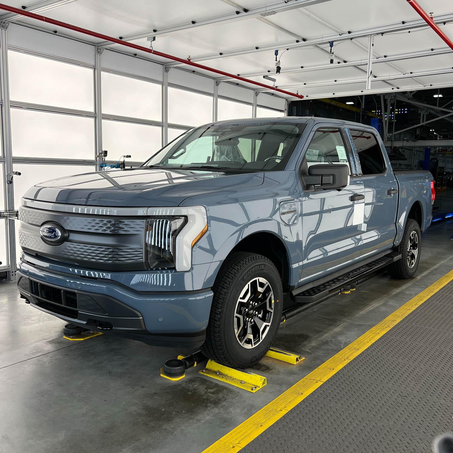 Ford F-150 Lightning Assembly line picture image (2)