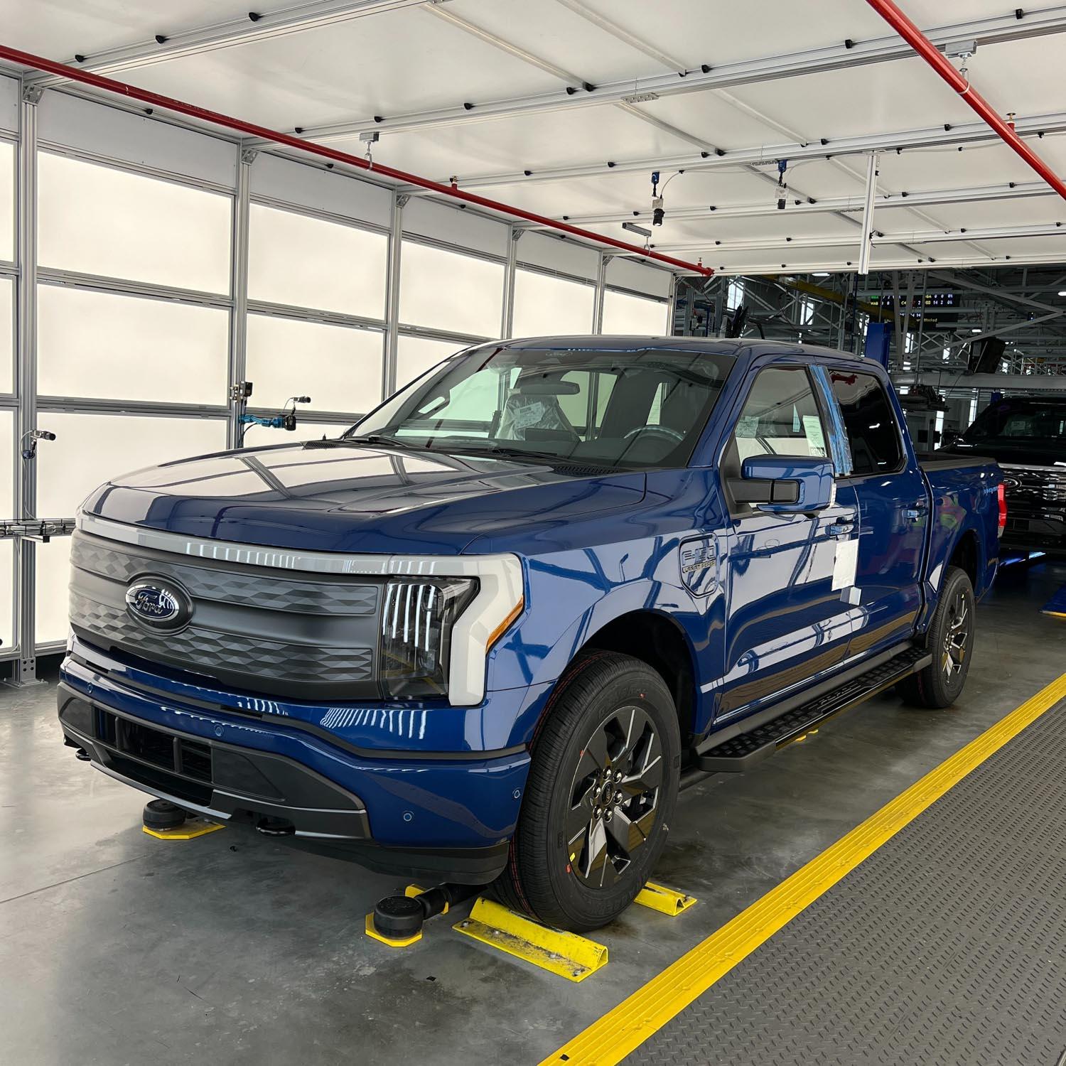 Ford F-150 Lightning ✅ 5/23 Lightning Build Week Group image