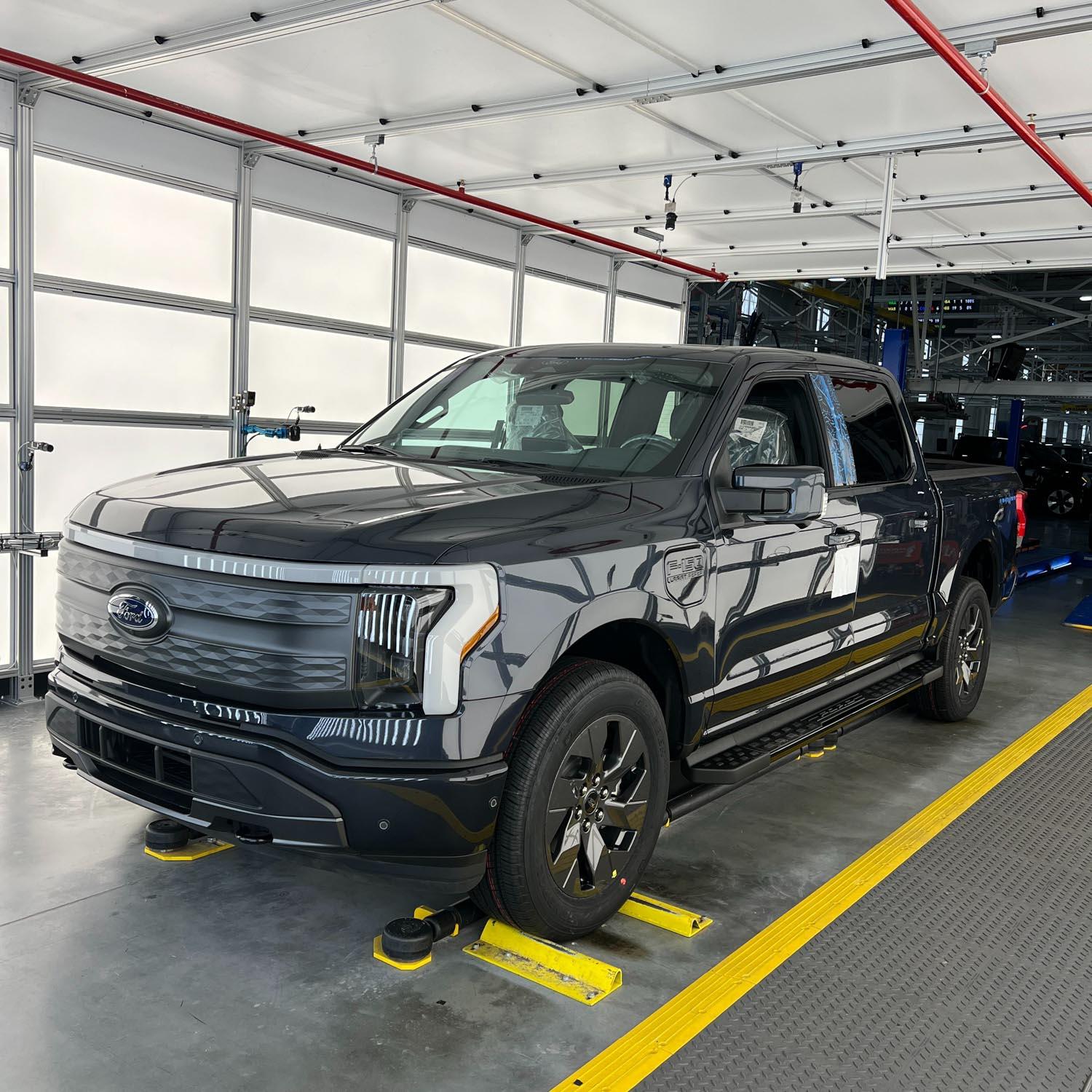 Ford F-150 Lightning ✅ 5/23 Lightning Build Week Group image