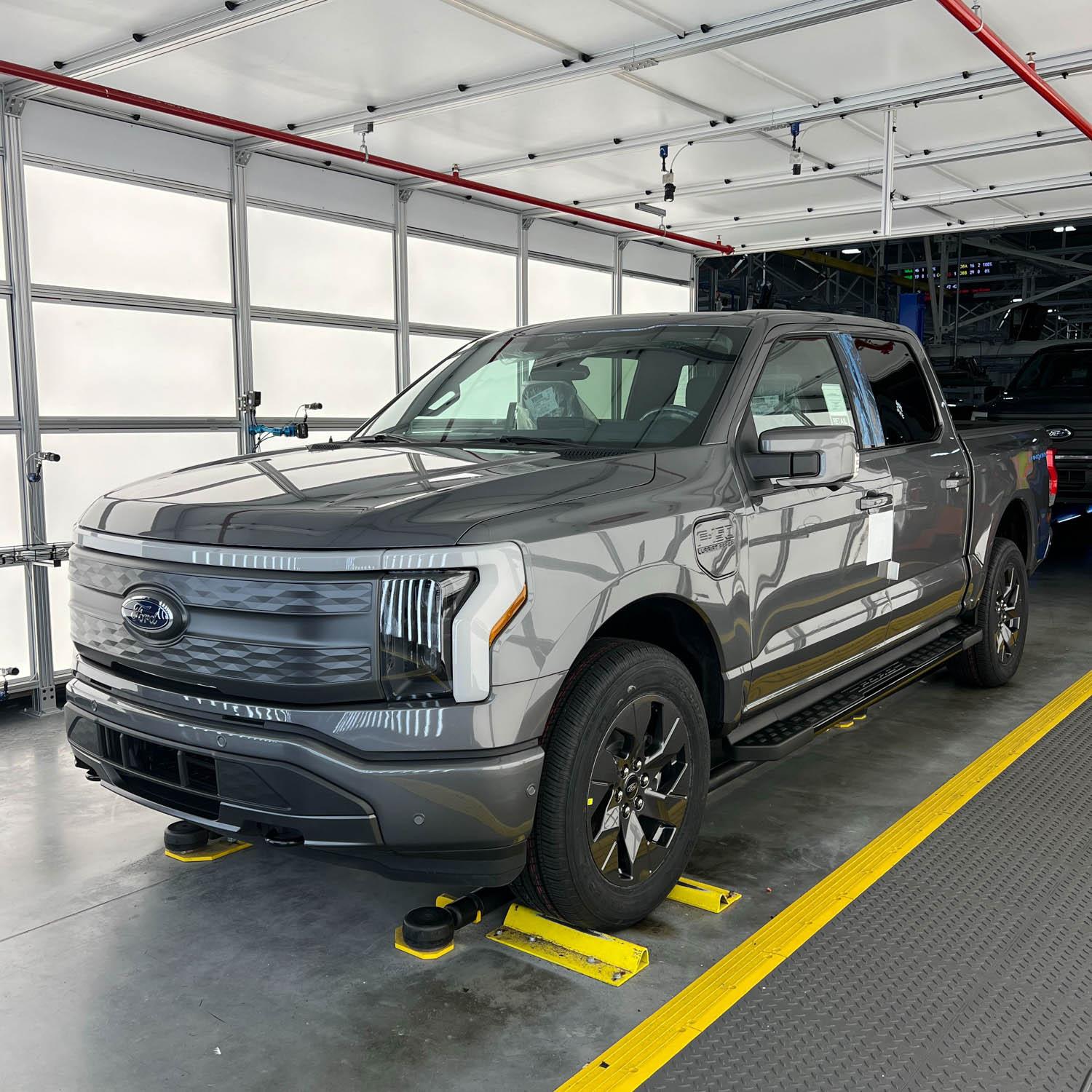 Ford F-150 Lightning ✅ 7/25 Lightning Build Week Group image