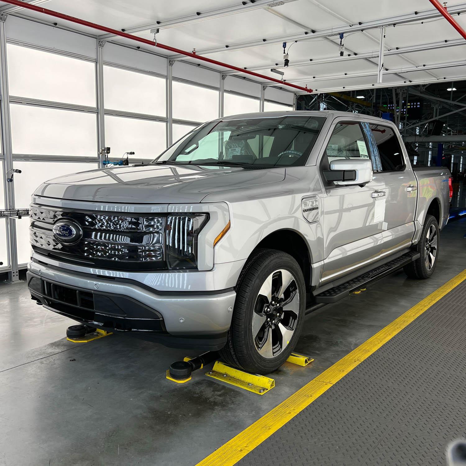 Ford F-150 Lightning ✅ 10/17/22 Lightning Build Week Group (MY22 & MY23) image