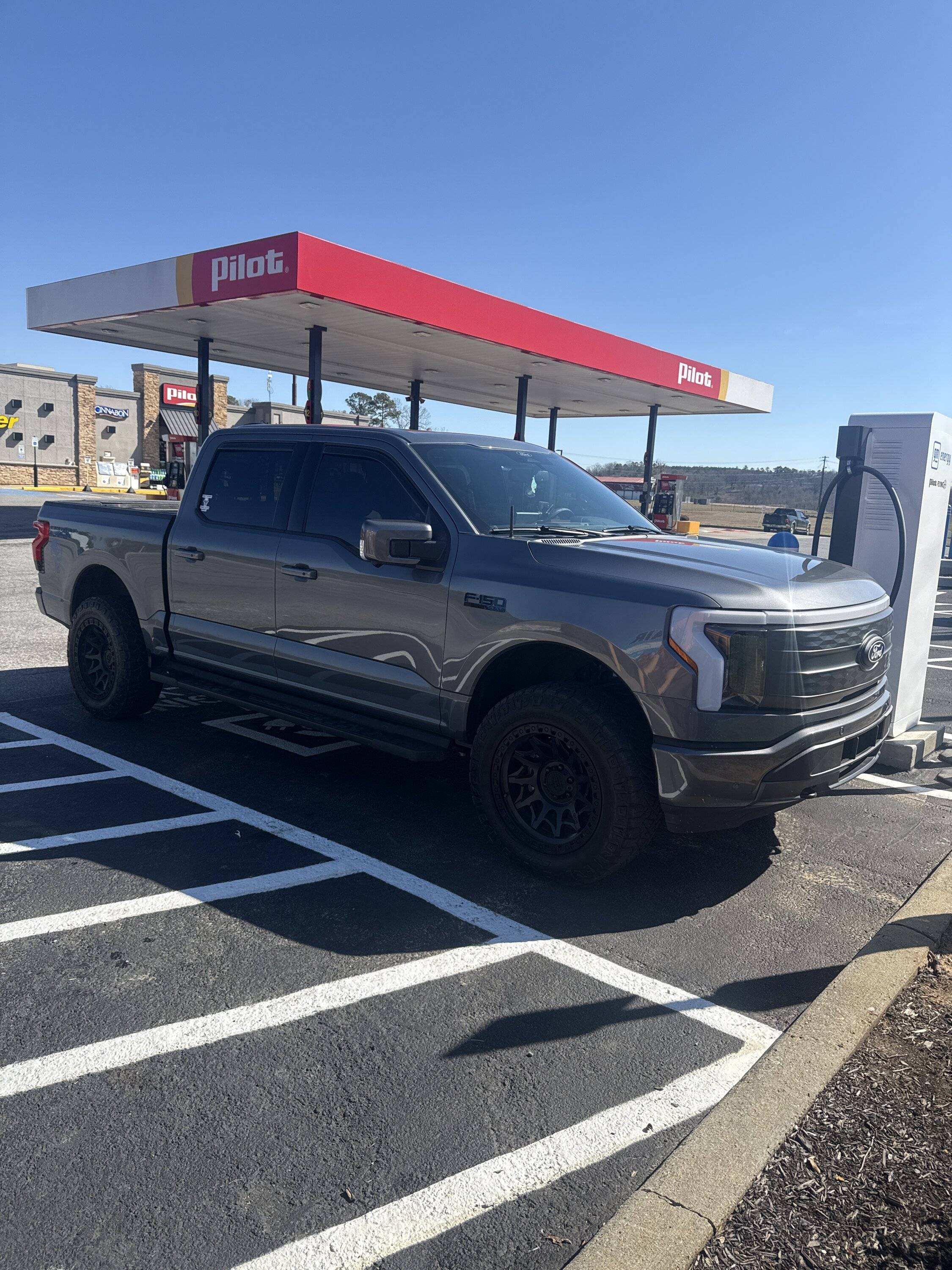 Ford F-150 Lightning Leveled 2024 Lightning Lariat image