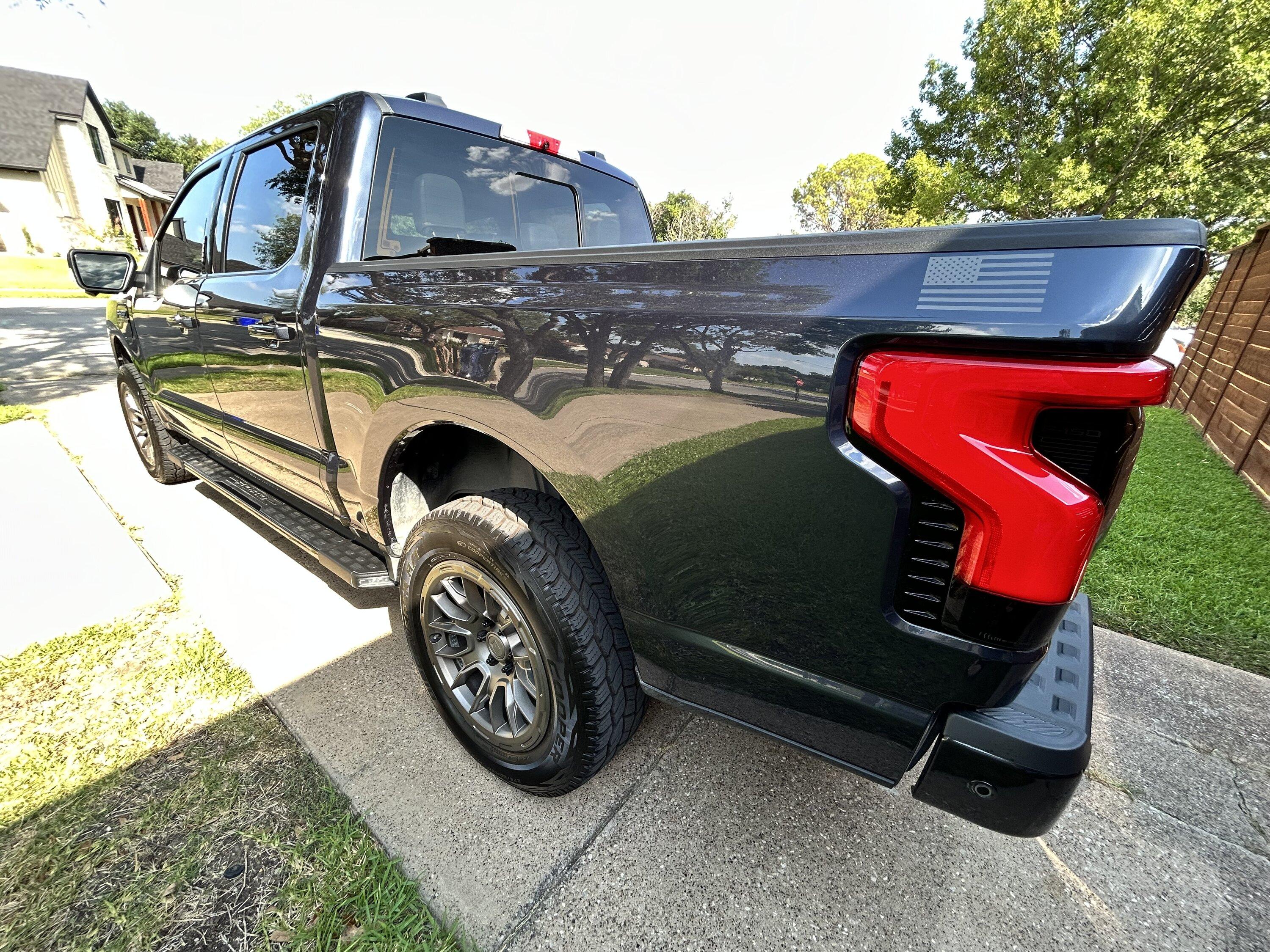 Ford F-150 Lightning 2022 Ford F-150 Lightning ER Roush-Styling IMG_0005