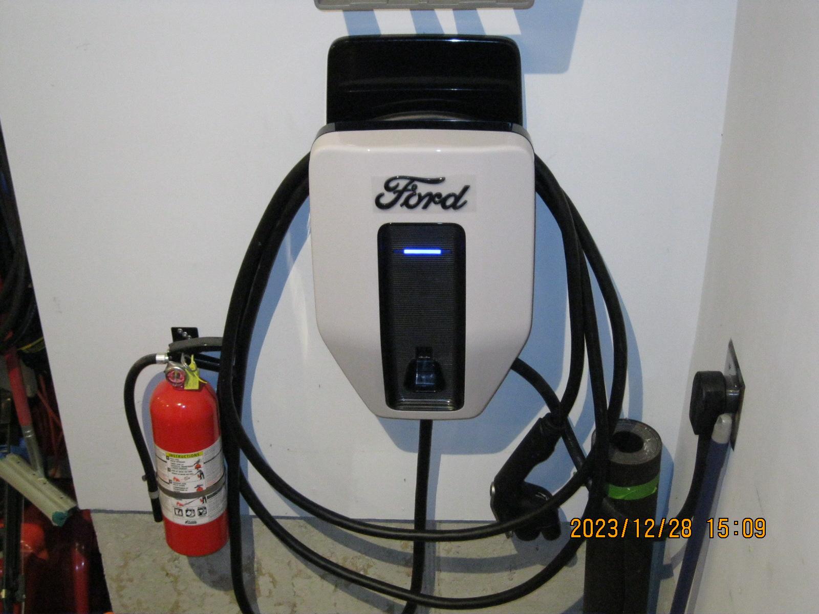 Ford F-150 Lightning Ford Charge Station Pro - Newb Question IMG_0017.JPG