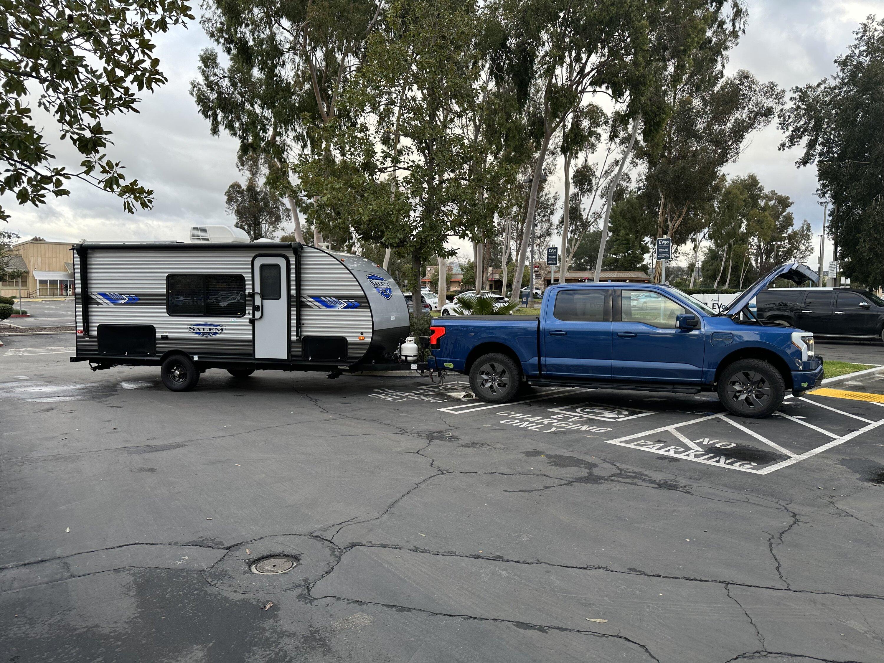 Ford F-150 Lightning Pics of Lightning Trucks Doing Truck Things. Post Yours! 📸 IMG_0384