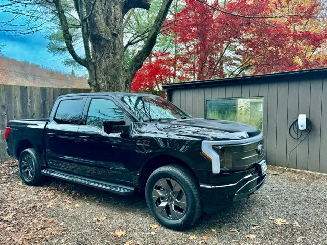 Ford F-150 Lightning ✅ 8/21/2023 Lightning Build Week Group (MY2023) IMG_0579