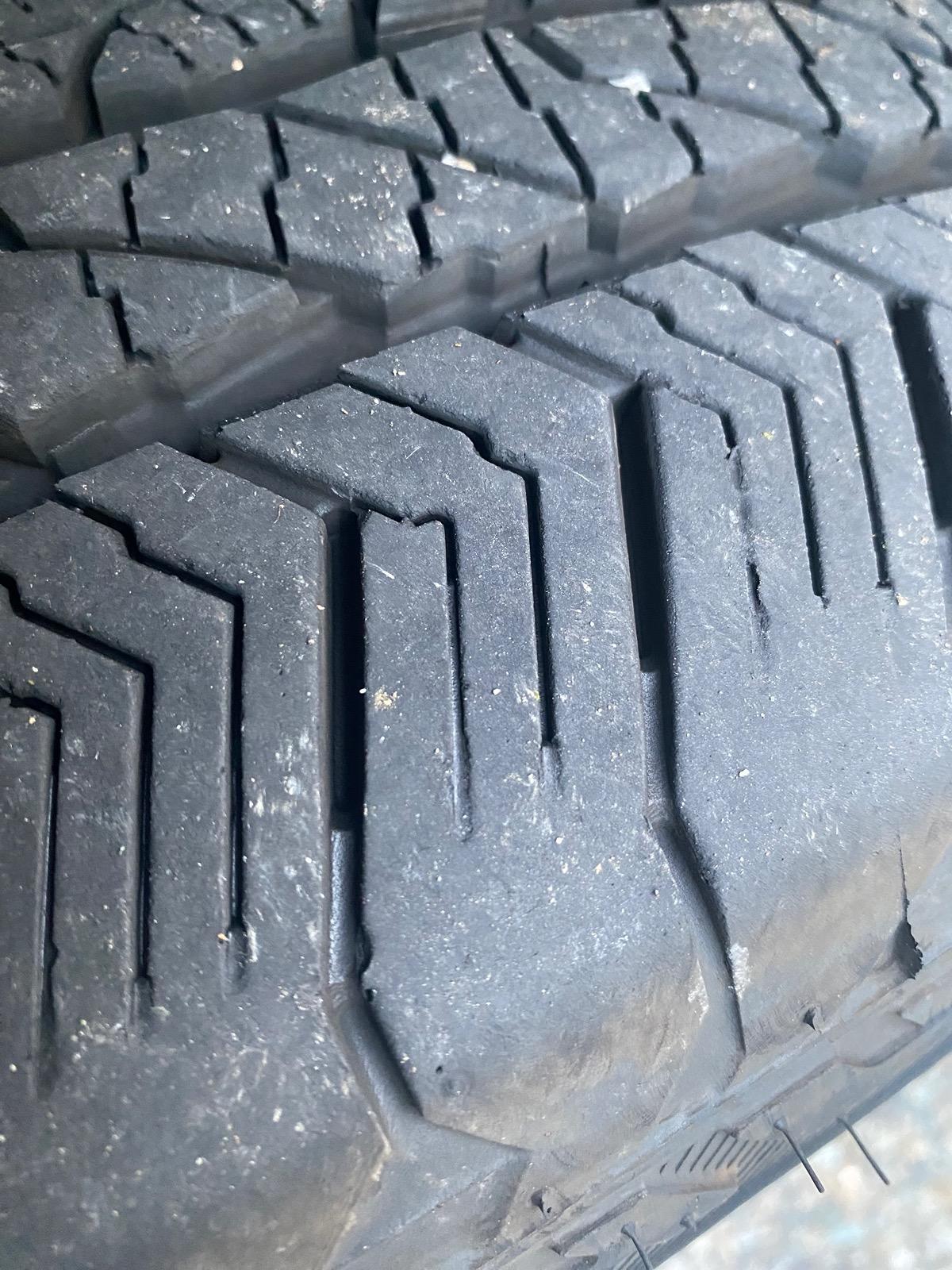 Ford F-150 Lightning Tire issue or alignment -- Anyone else seeing this kind of wear? IMG_0636