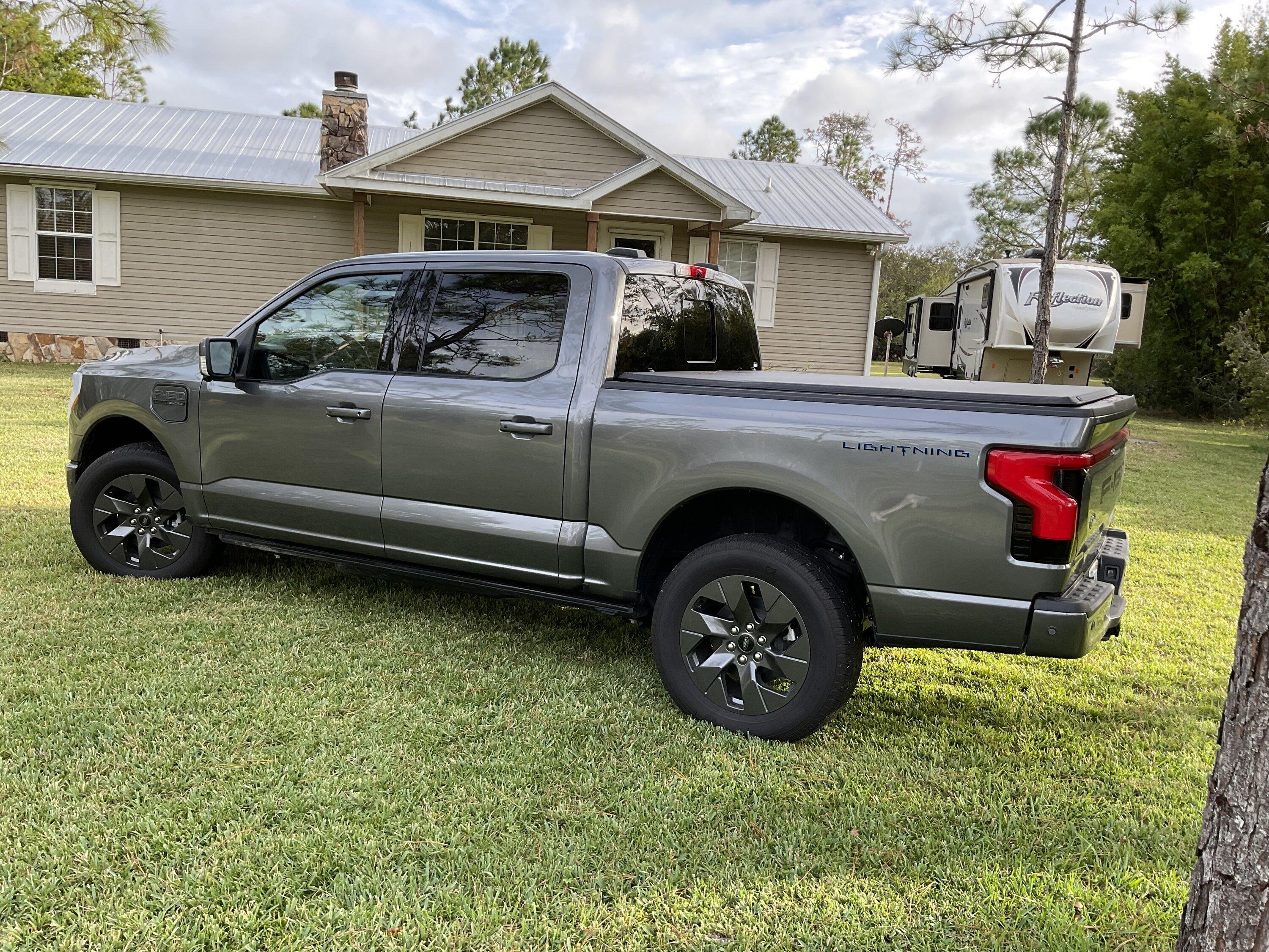 Ford F-150 Lightning leaking tonneau cover - need to replace IMG_0722