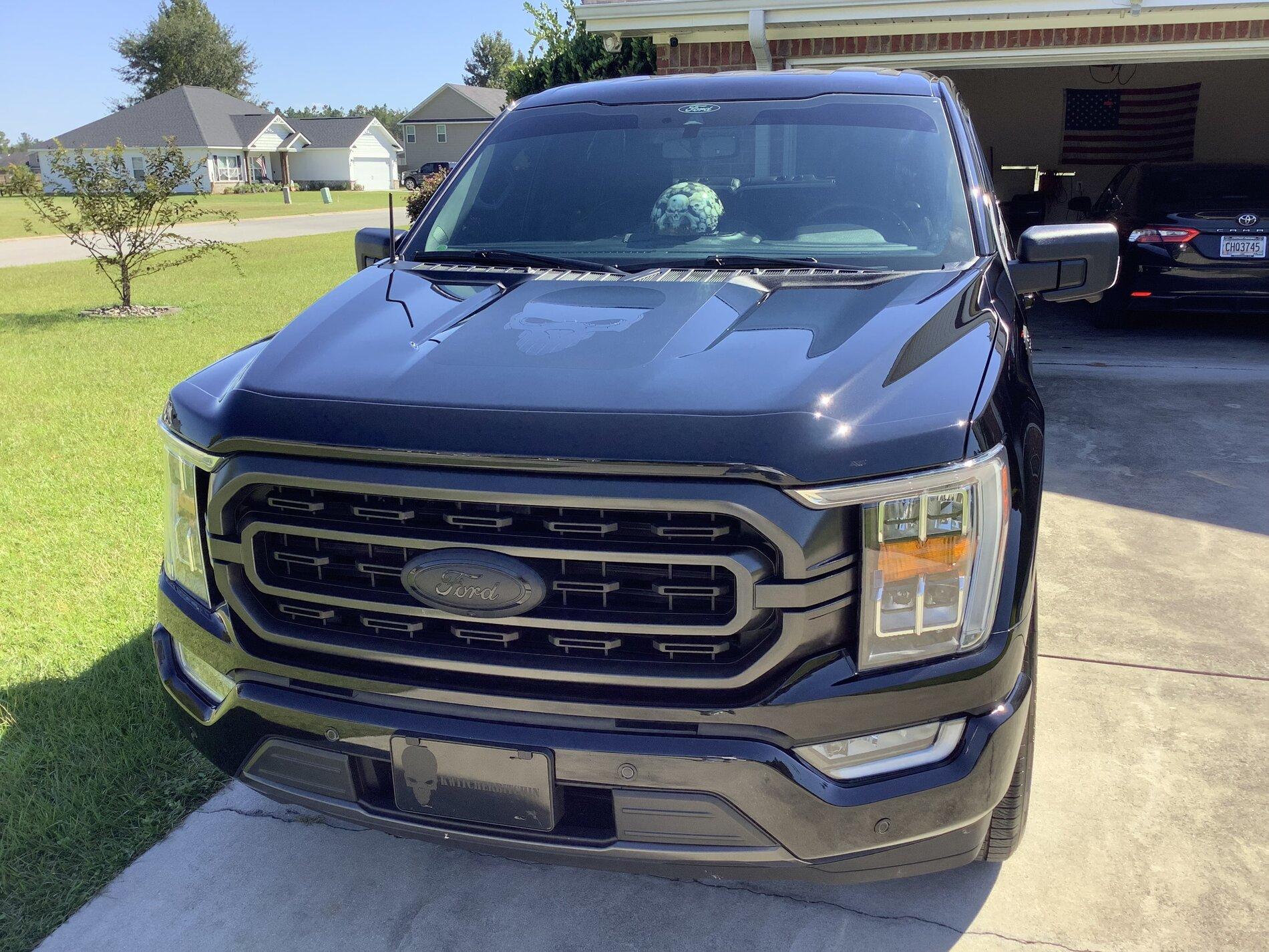 Ford F-150 Lightning Keeping Black Clean...Hard Water spots, etc........... IMG_0737.JPG