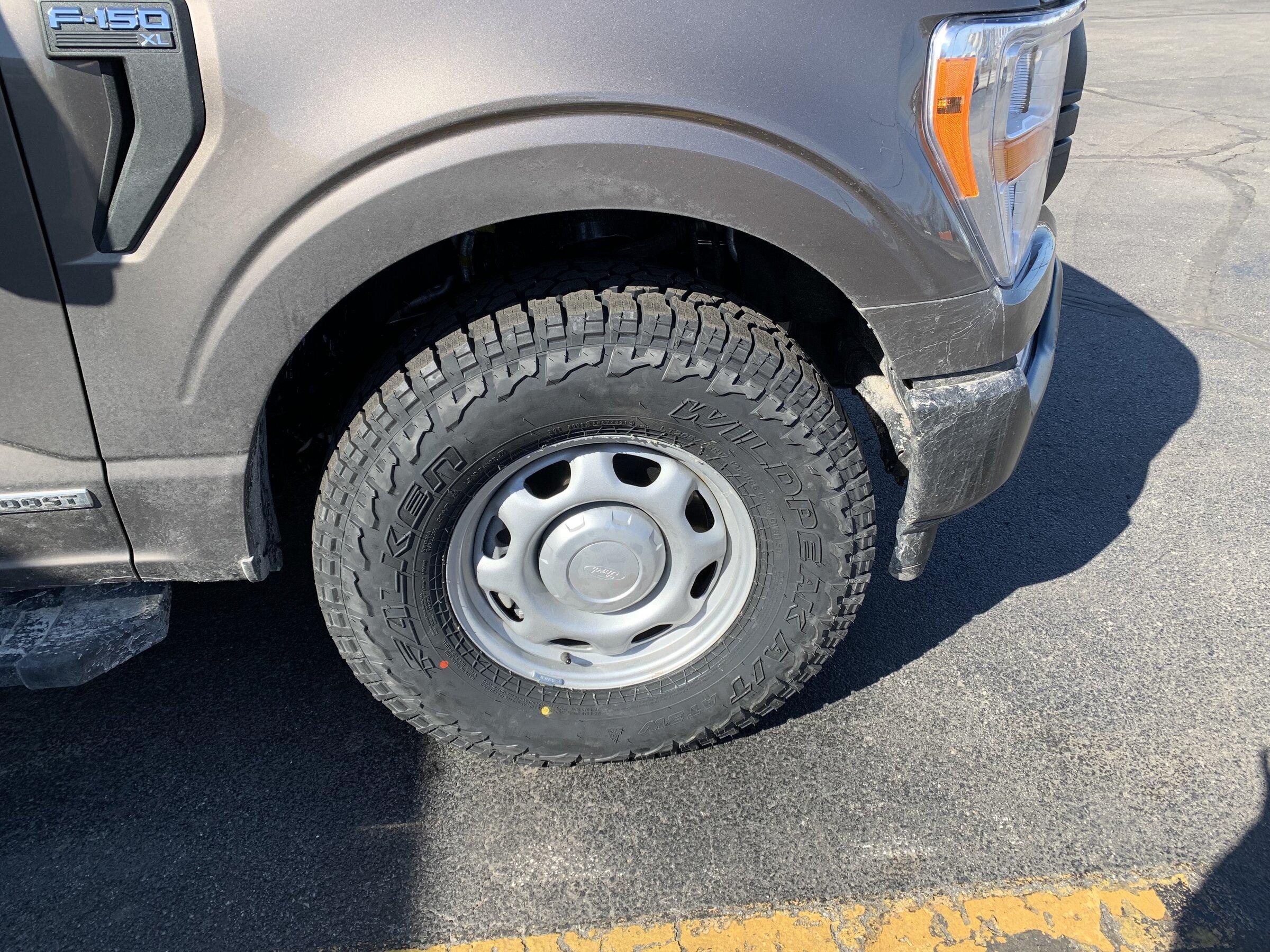 Ford F-150 Lightning Largest tires on stock 17" wheels IMG_0875