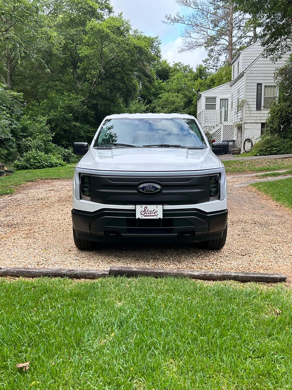 Ford F-150 Lightning How To: Front Light Bar on Lightning Pro IMG_0882