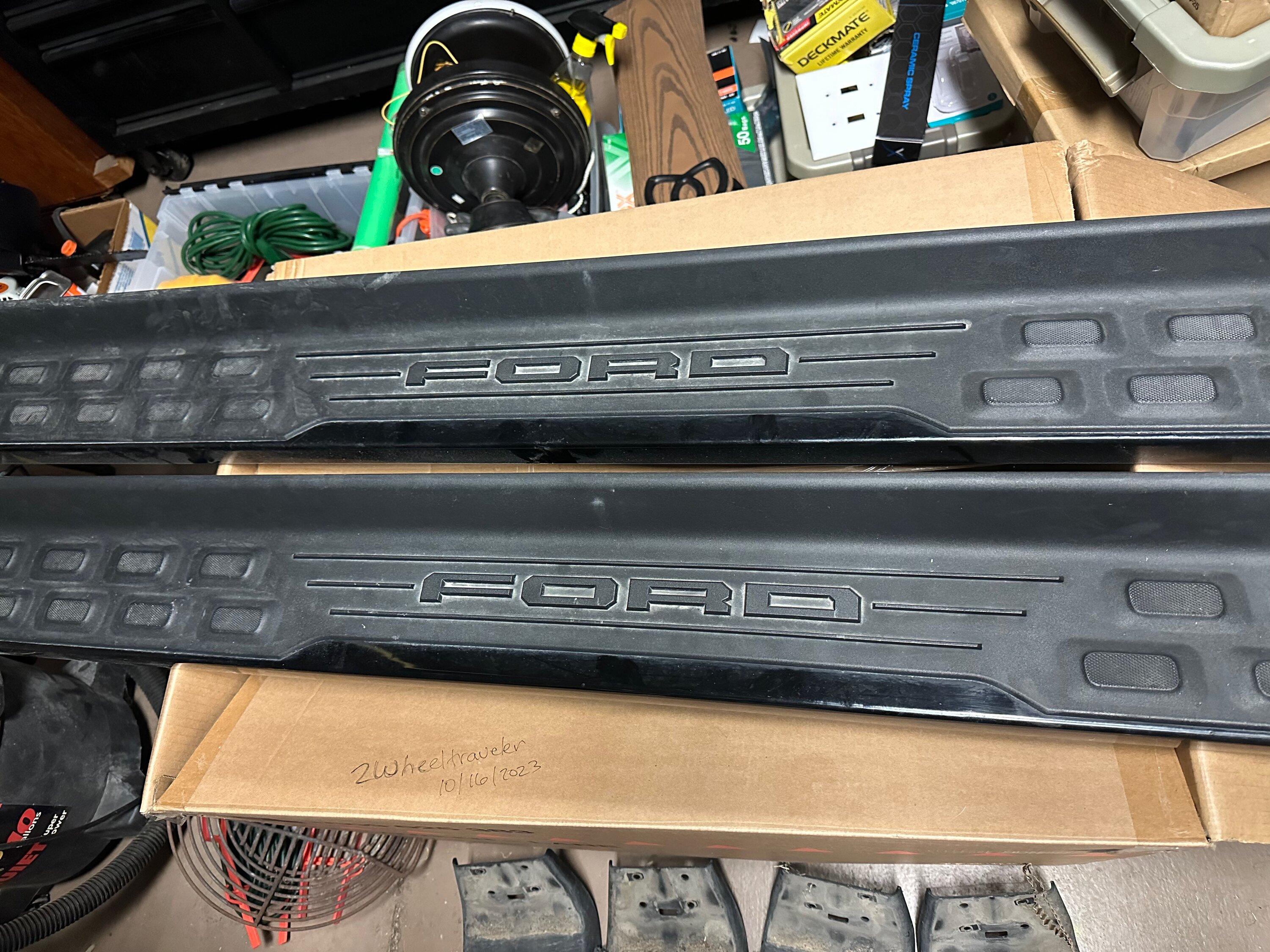 Ford F-150 Lightning OEM running boards $100 IMG_0927