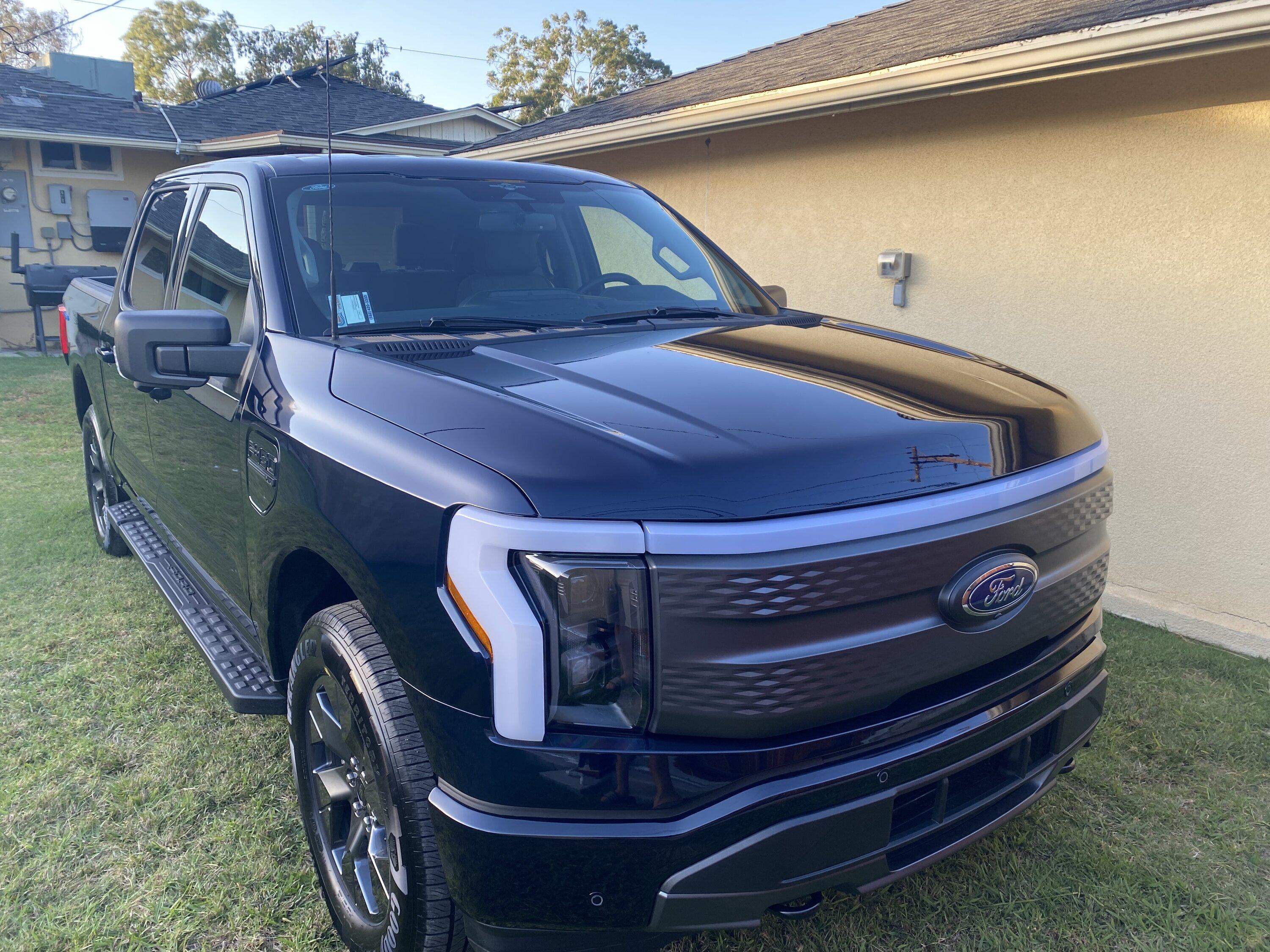 Ford F-150 Lightning ✅ 7/31/2023 Lightning Build Week Group (MY2023) IMG_1112