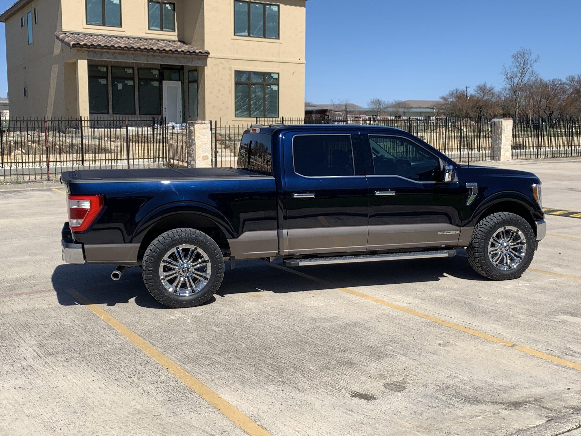 Ford F-150 Lightning Tire size options for OEM wheels with 2" level? IMG_1399.JPG