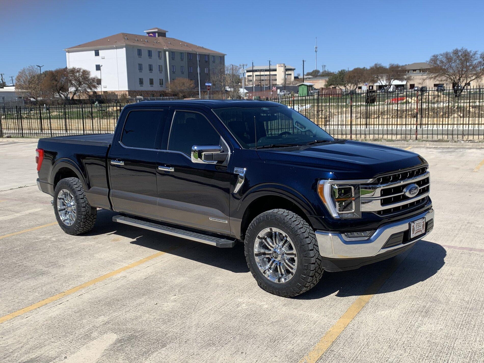 Ford F-150 Lightning Tire size options for OEM wheels with 2" level? IMG_1403.JPG