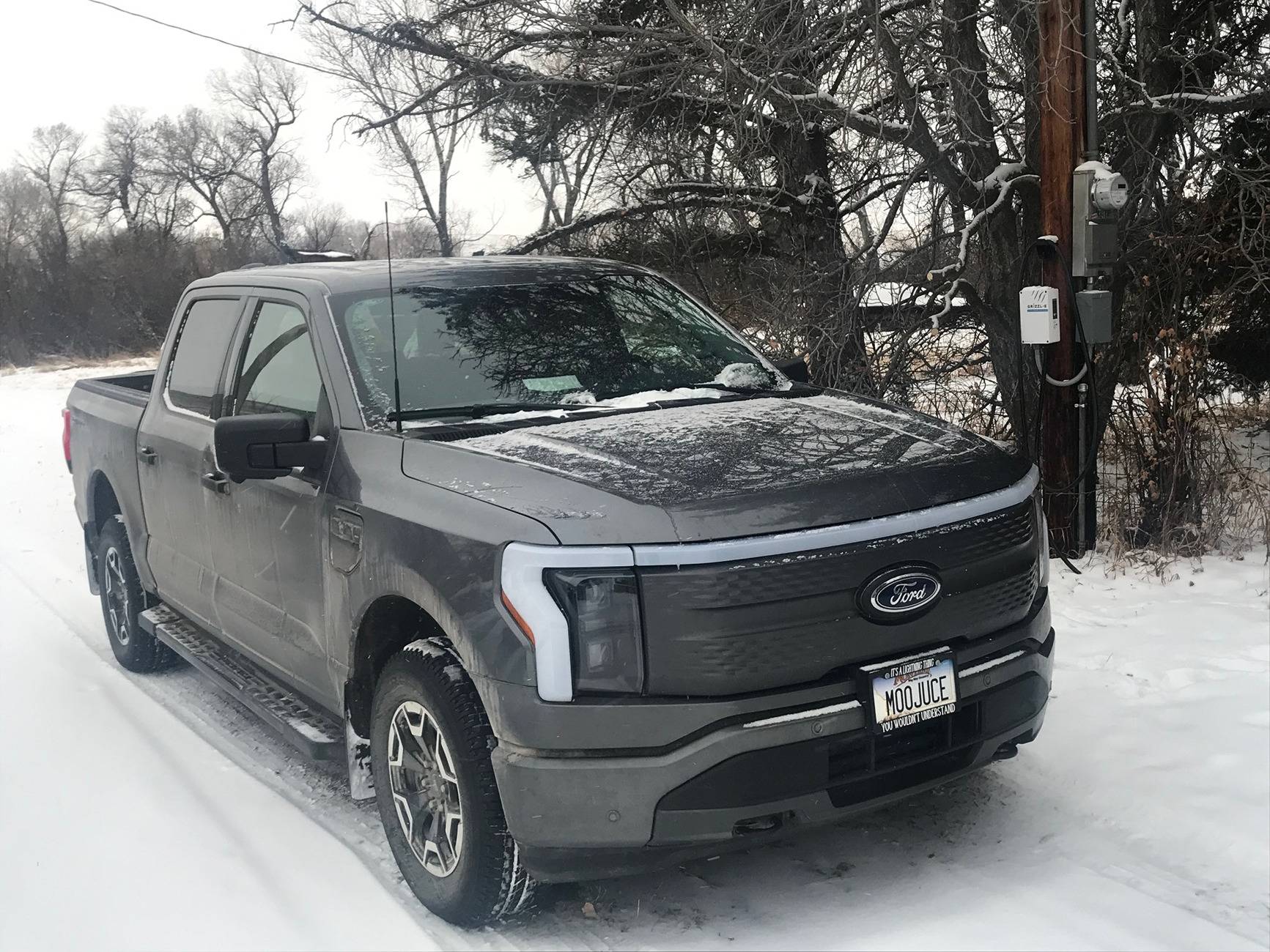 Ford F-150 Lightning Garage too small. Anyone park outside? In the snow? IMG_1582