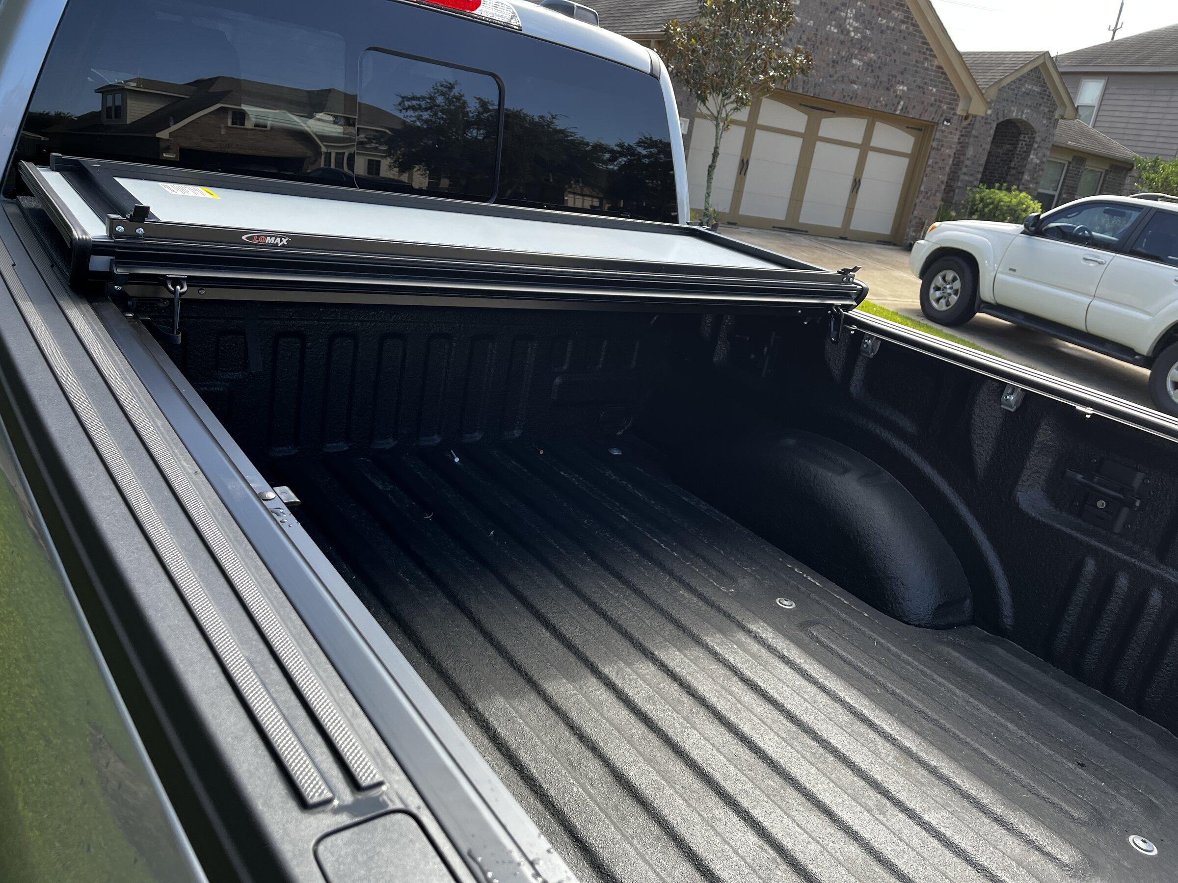 Ford F-150 Lightning SOLD 2021 F150 5.5' Lomax Folding Hard Tonneau Cover for Short Bed - Used 4 Weeks Perfect IMG_1637.JPG