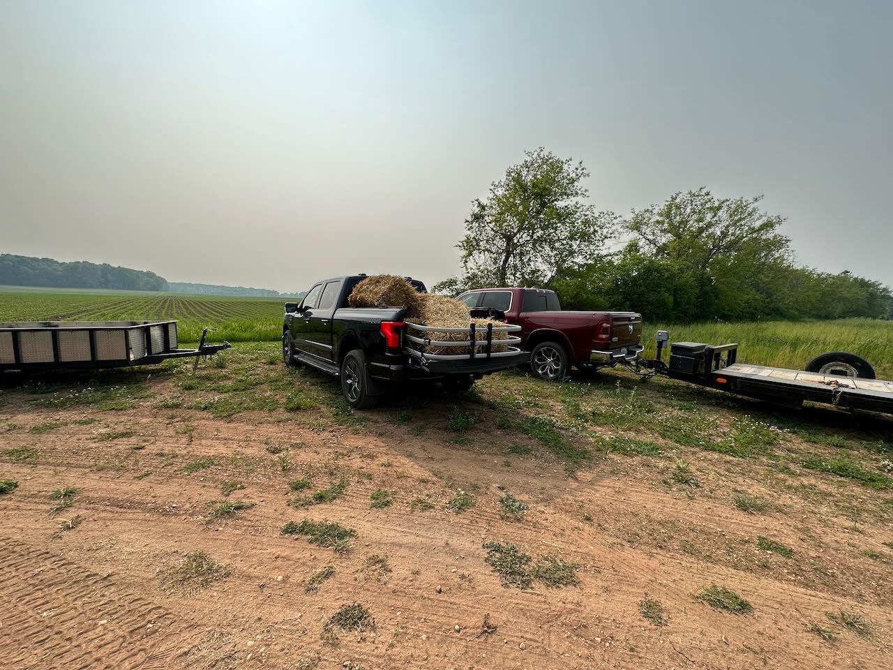 Ford F-150 Lightning Pics of Lightning Trucks Doing Truck Things. Post Yours! 📸 IMG_1763