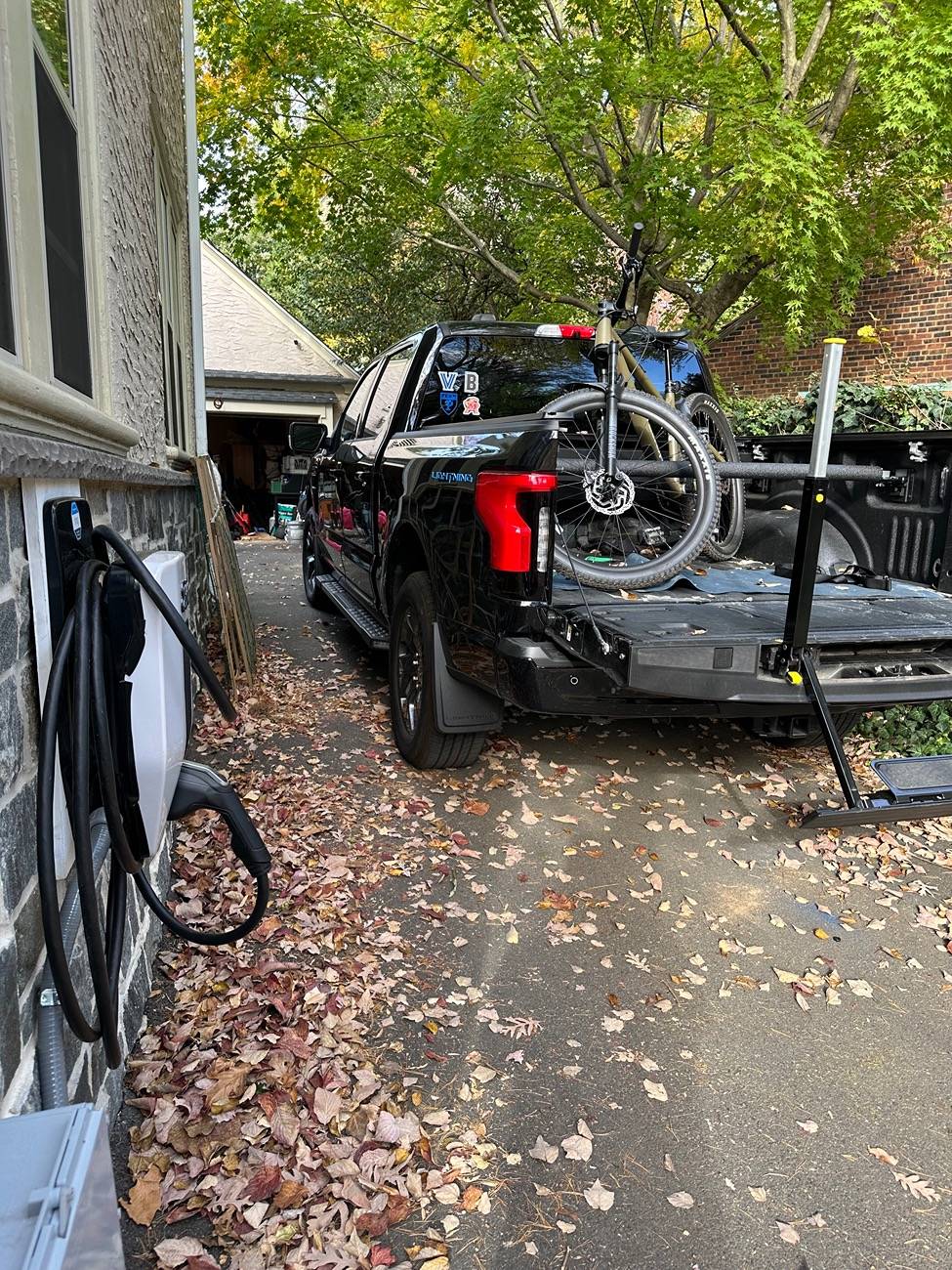 Ford F-150 Lightning DIY -  bed bike stand IMG_1805