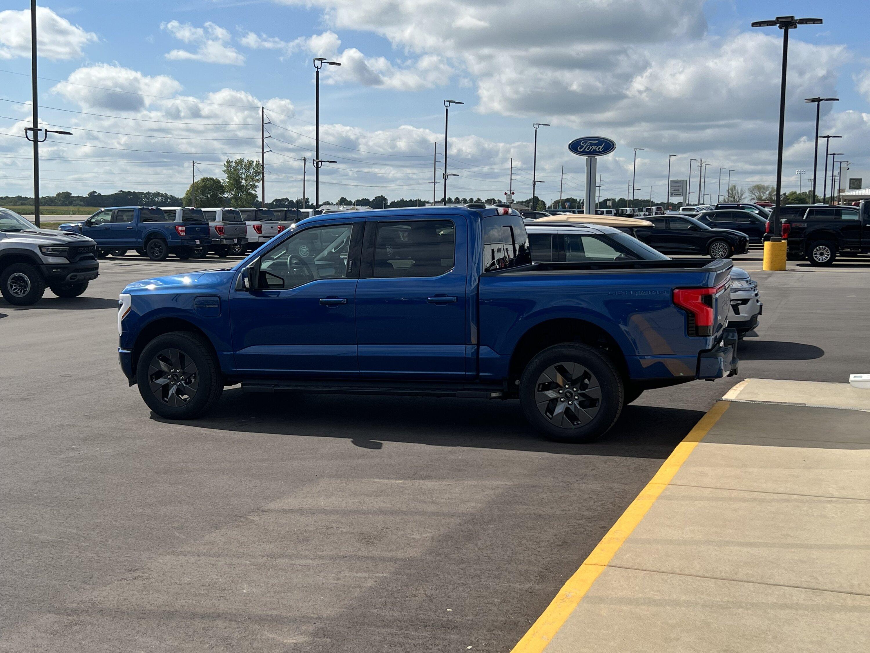 Ford F-150 Lightning ✅  6/13 Lightning Build Week Group IMG_2018