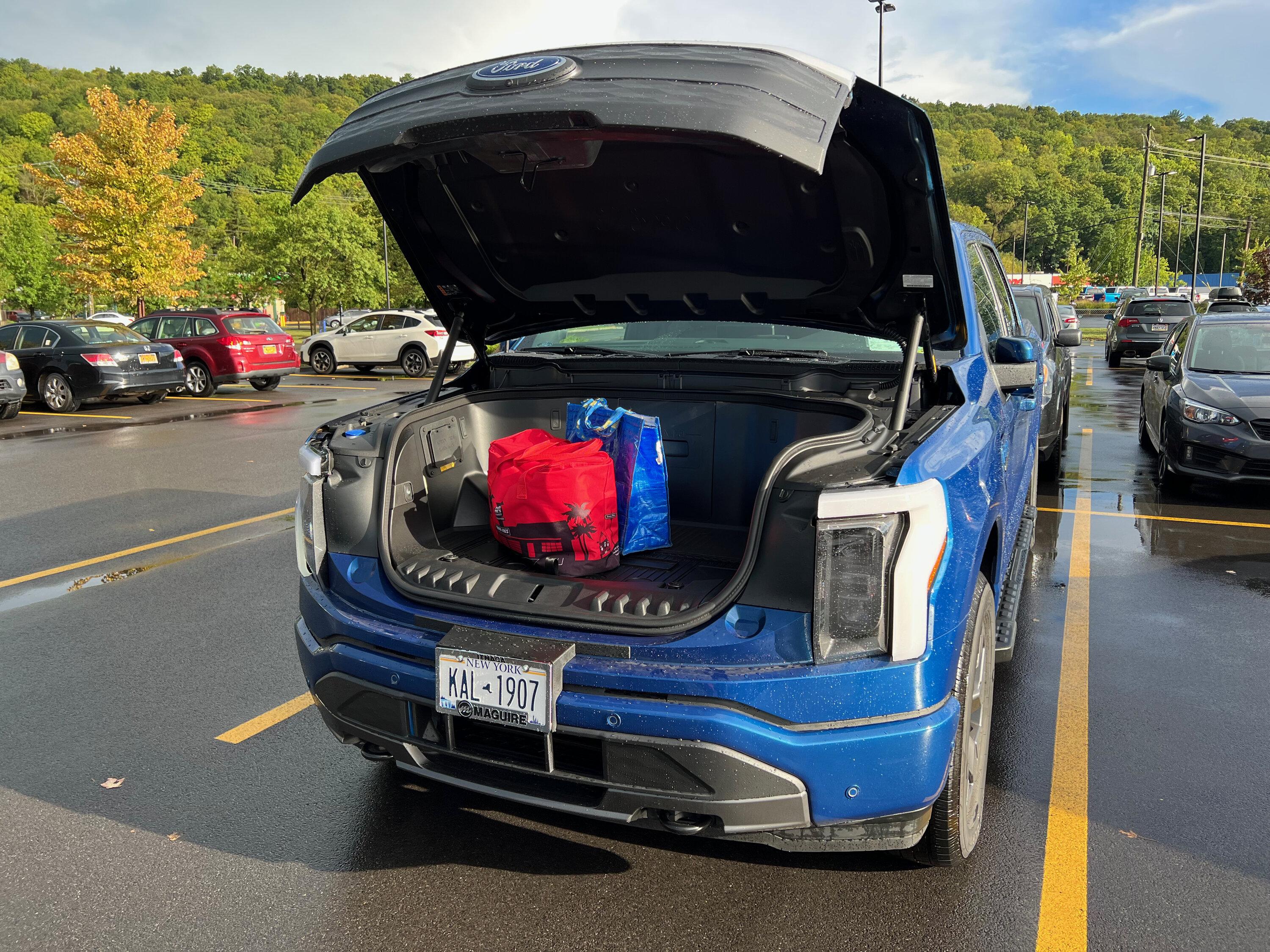 Ford F-150 Lightning ✅ 7/25 Lightning Build Week Group IMG_2766