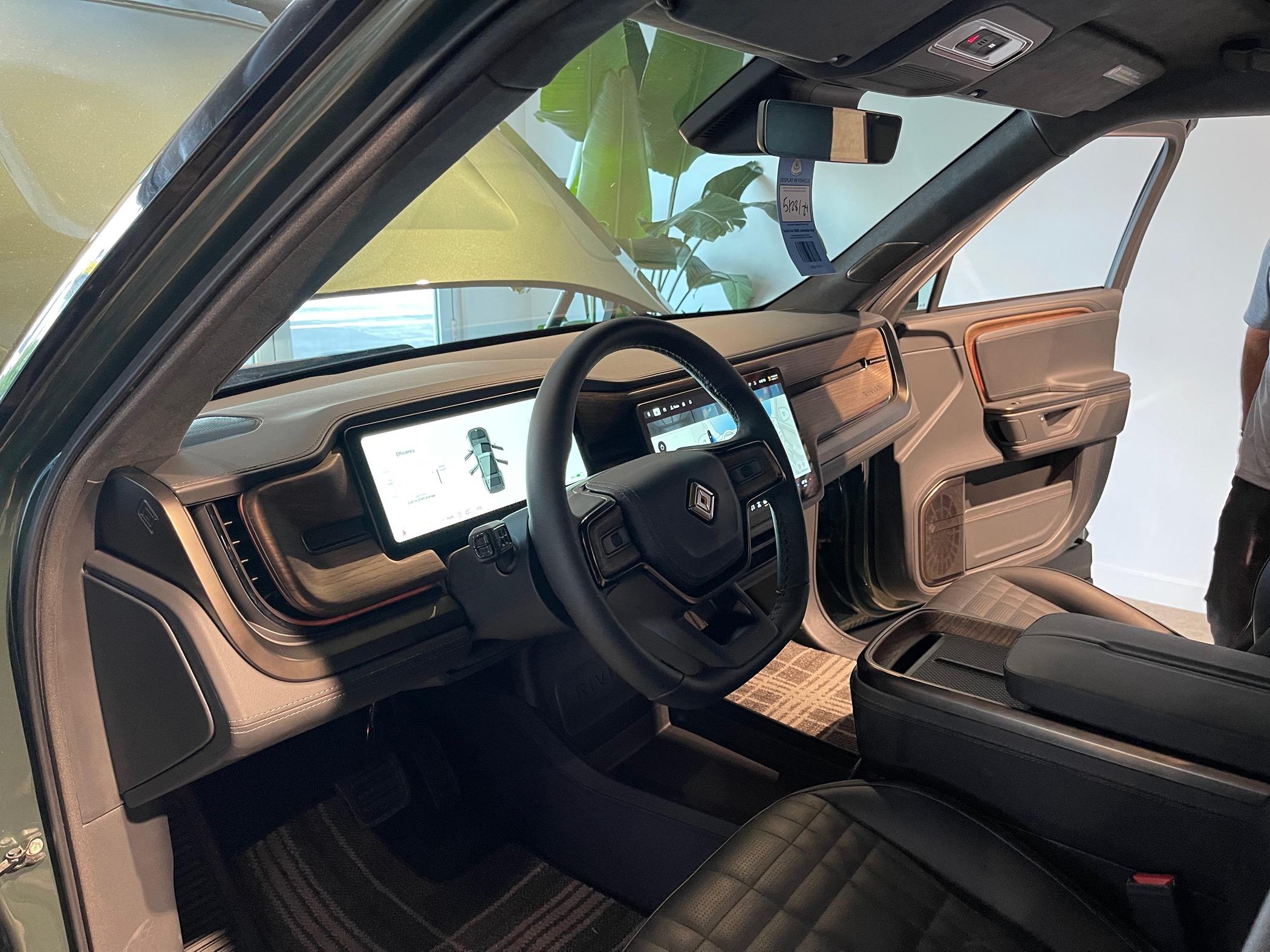 Ford F-150 Lightning New Rivian R1 Gen 2 Interior, Exterior and 22" Range Wheels with / without covers - Real Life Pictures IMG_3061